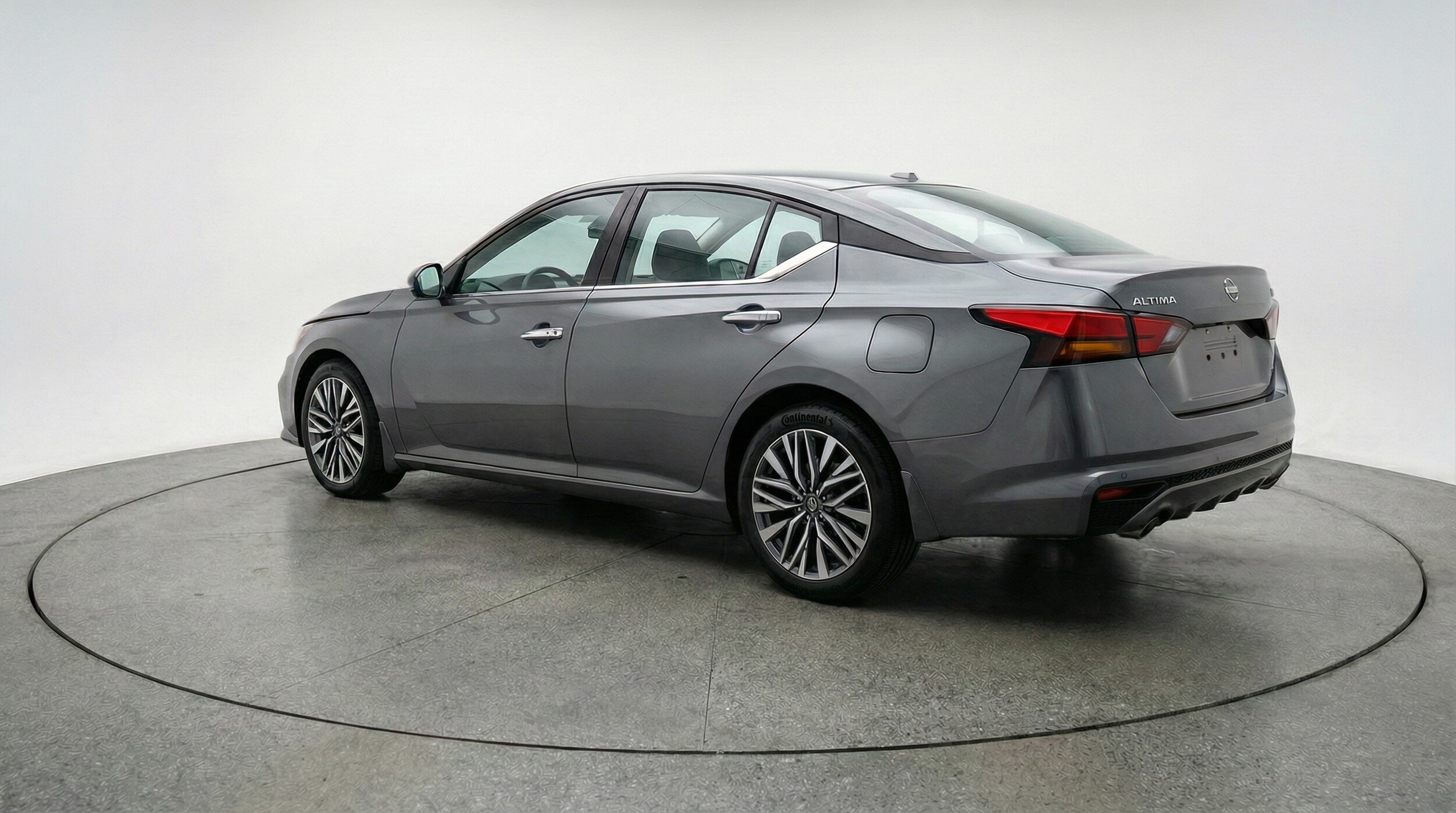 Thumbnail: 2025 Nissan Altima - 5