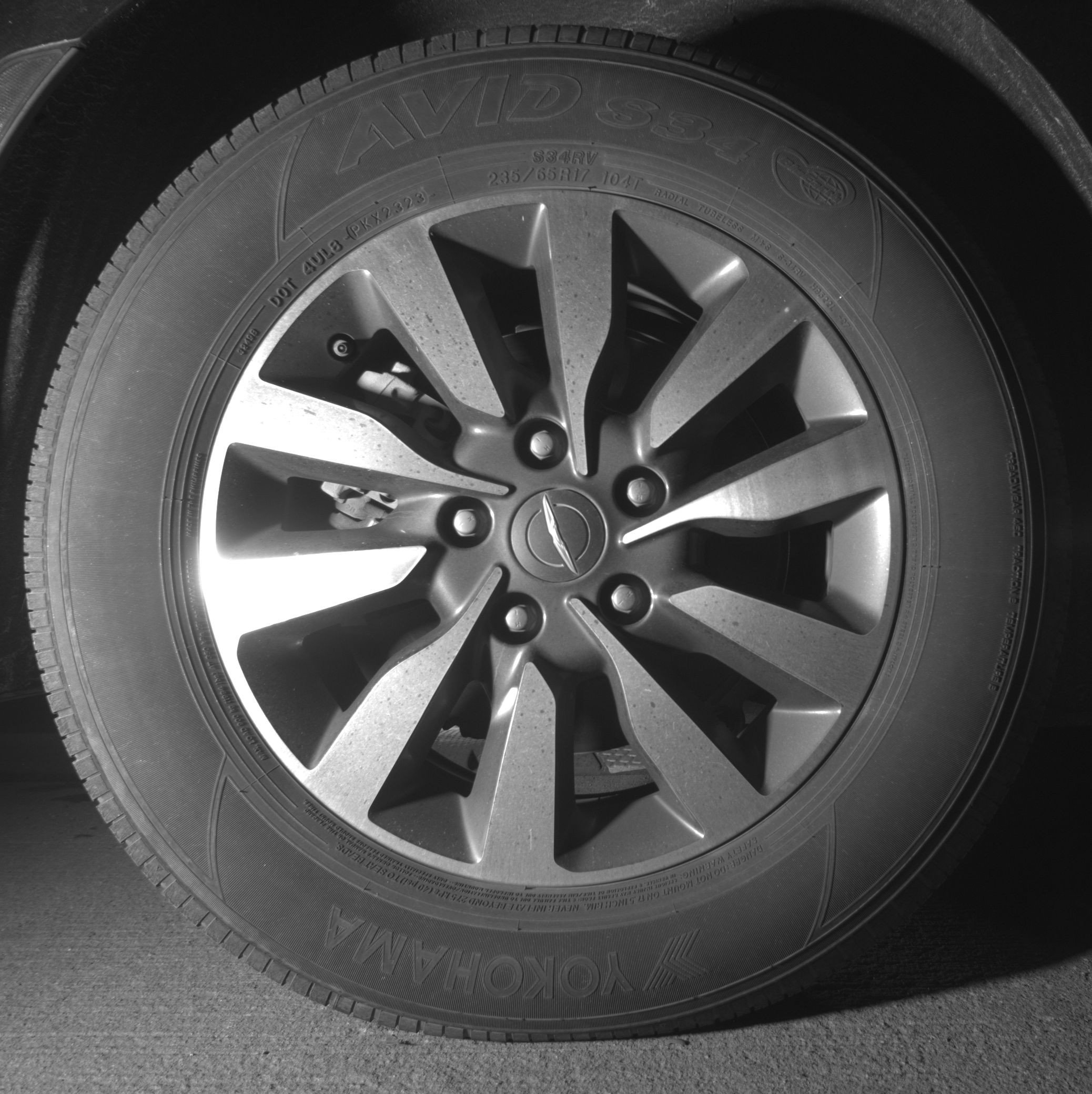 Thumbnail: 2023 Chrysler Pacifica - 15