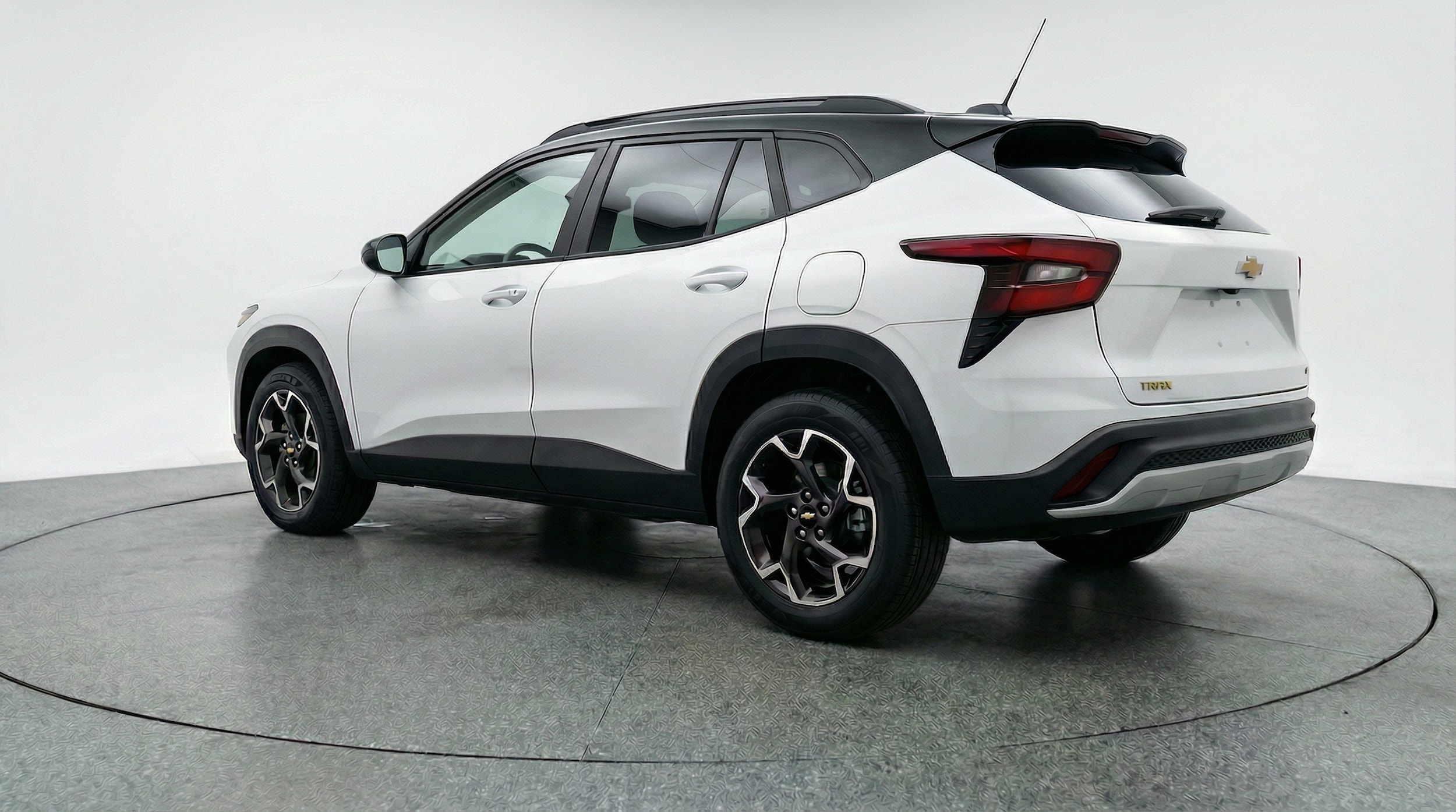 Thumbnail: 2025 Chevrolet Trax - 5