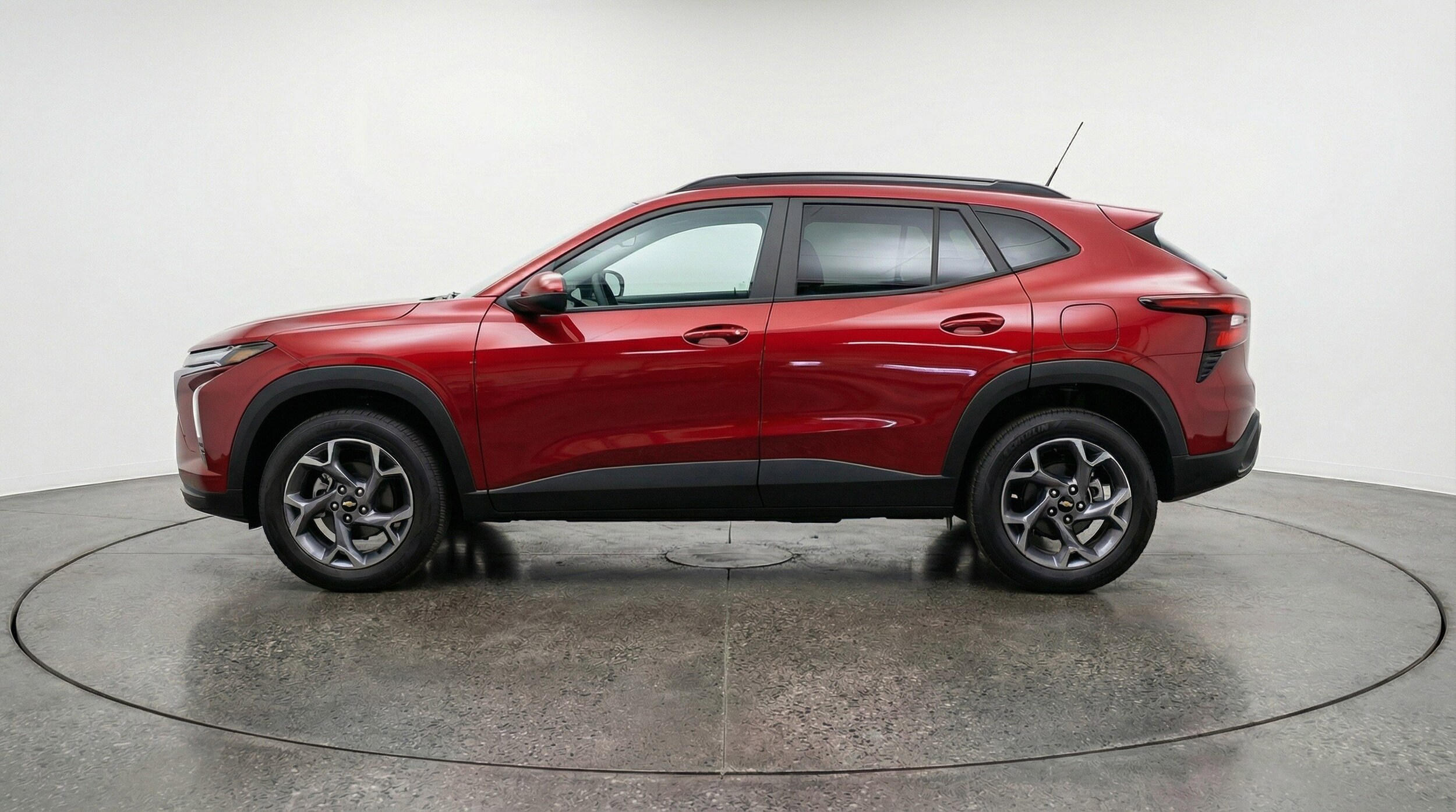 Thumbnail: 2025 Chevrolet Trax - 5
