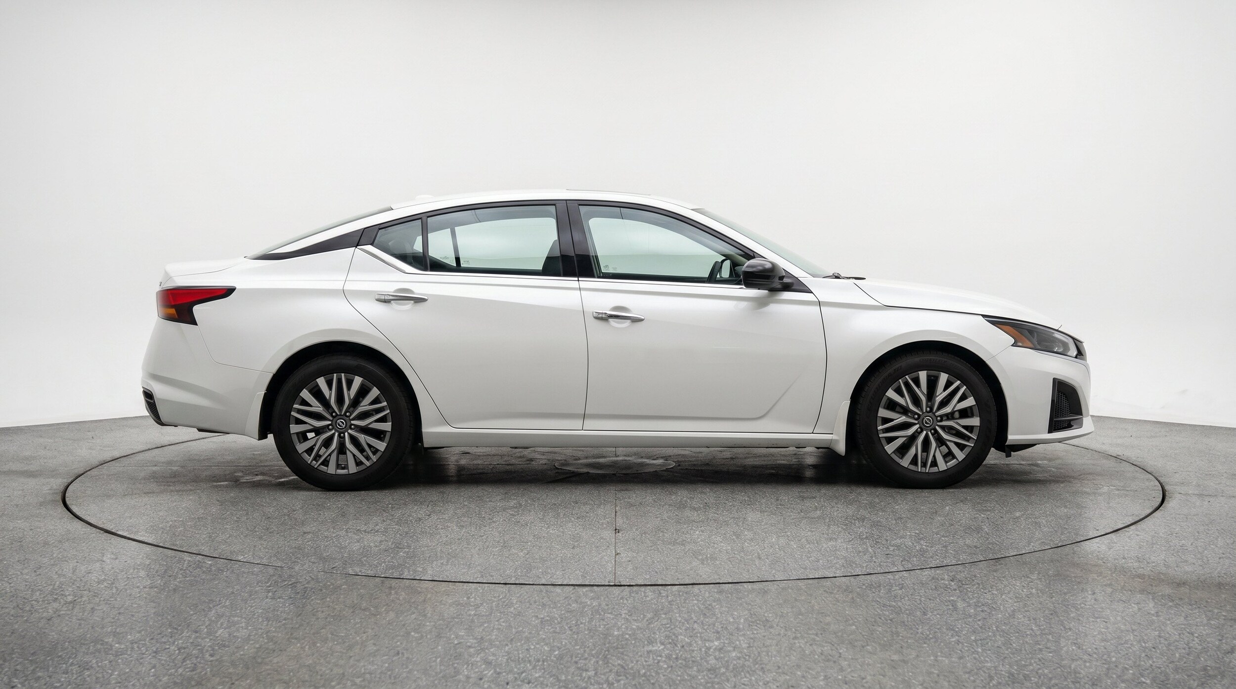 Thumbnail: 2025 Nissan Altima - 11