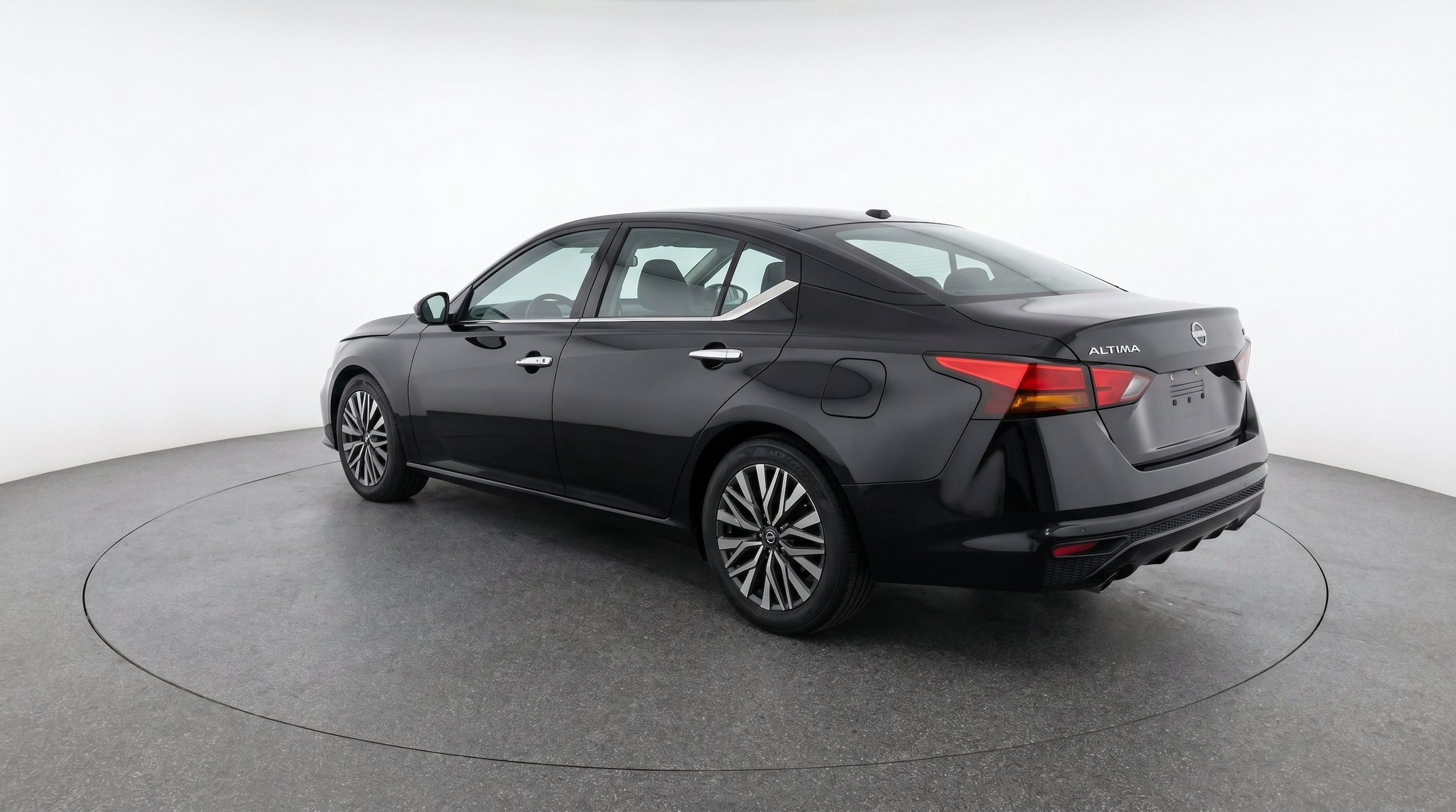 Thumbnail: 2025 Nissan Altima - 6