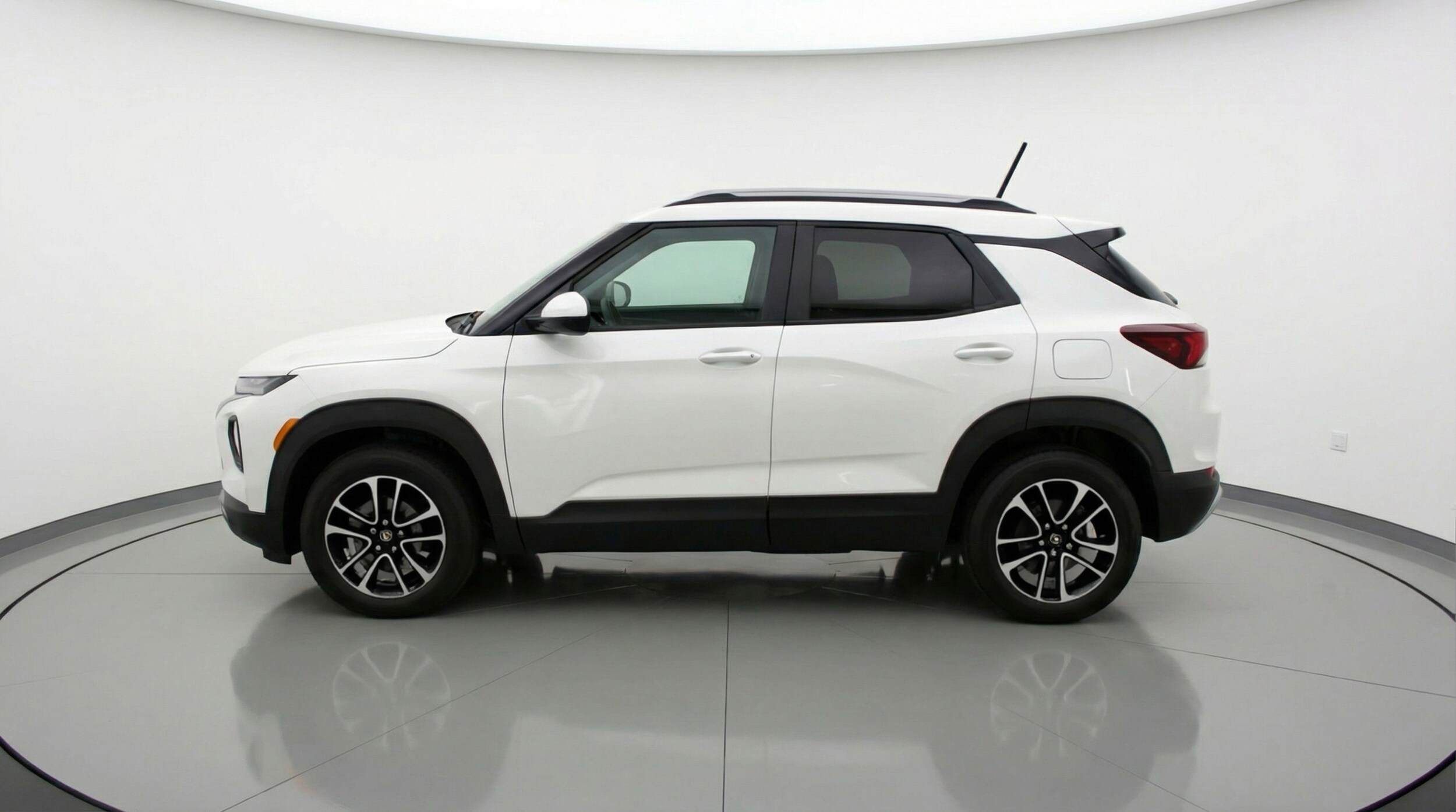 Thumbnail: 2025 Chevrolet TrailBlazer - 5