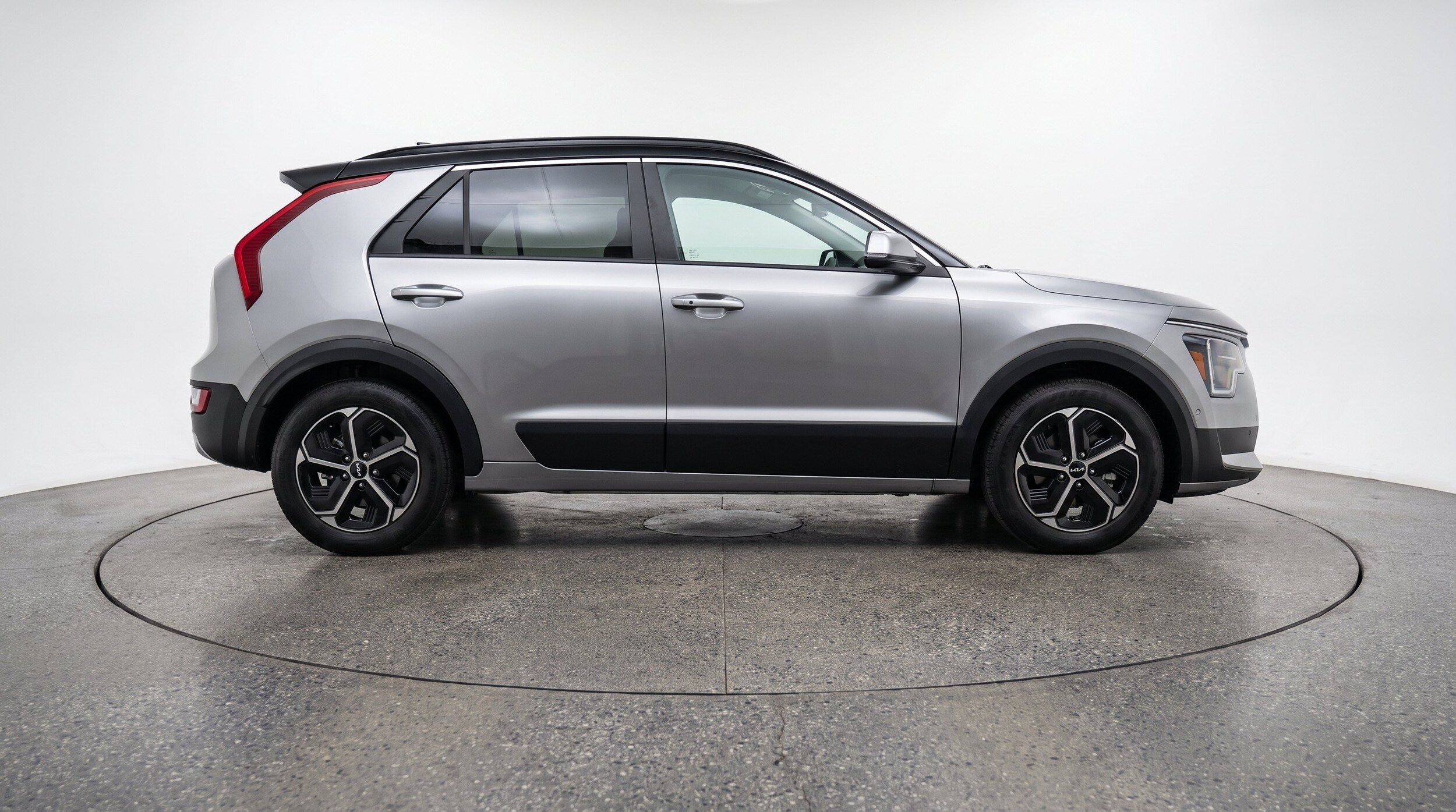 Thumbnail: 2026 Kia Niro - 11