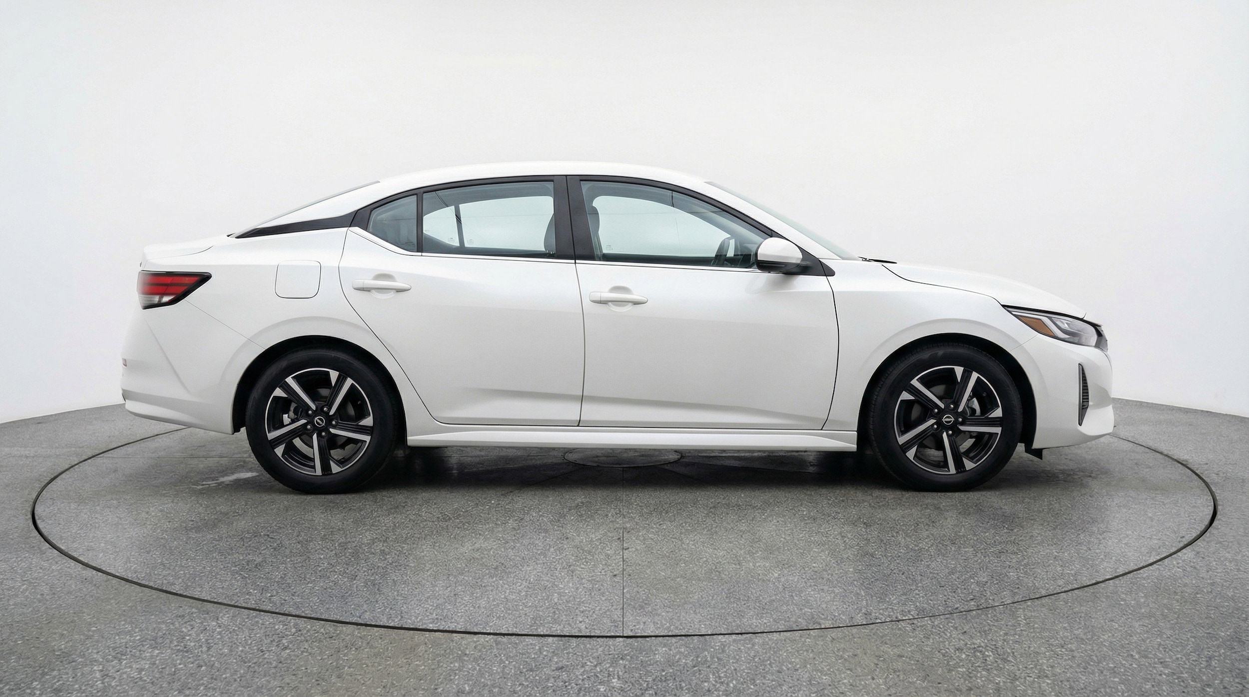 Thumbnail: 2025 Nissan Sentra - 11