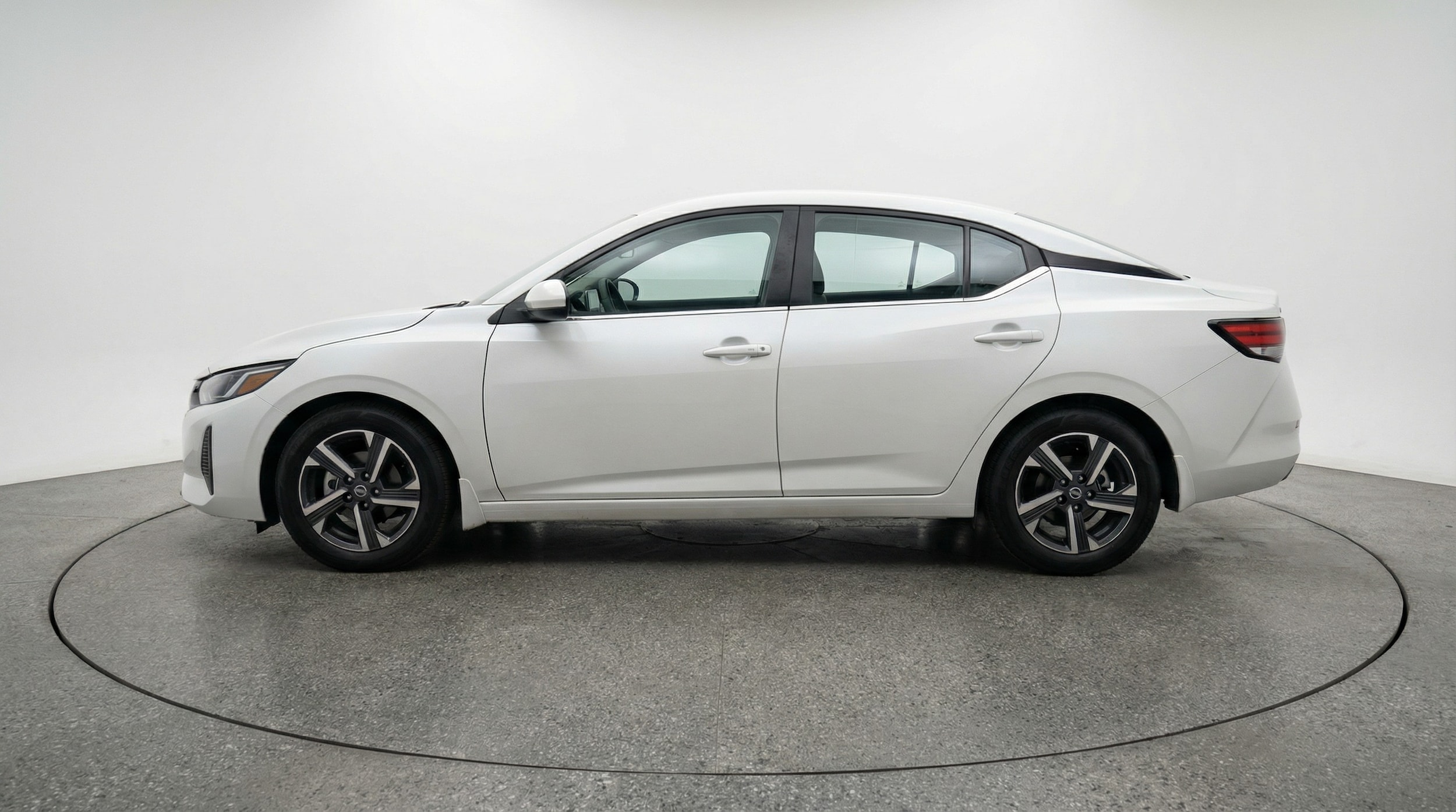 Thumbnail: 2025 Nissan Sentra - 4