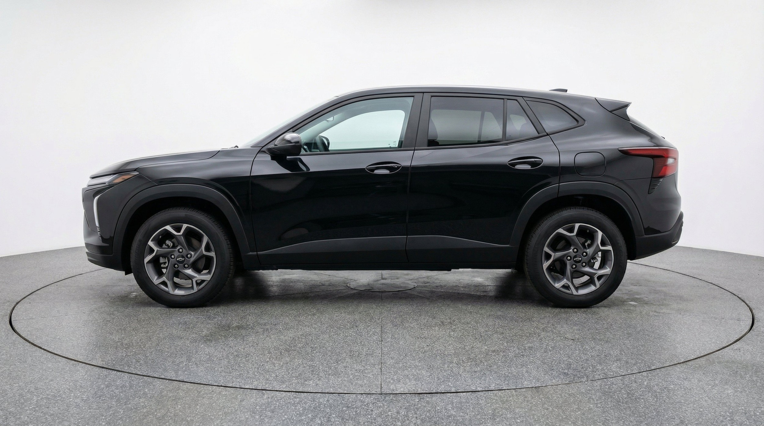 Thumbnail: 2025 Chevrolet Trax - 5