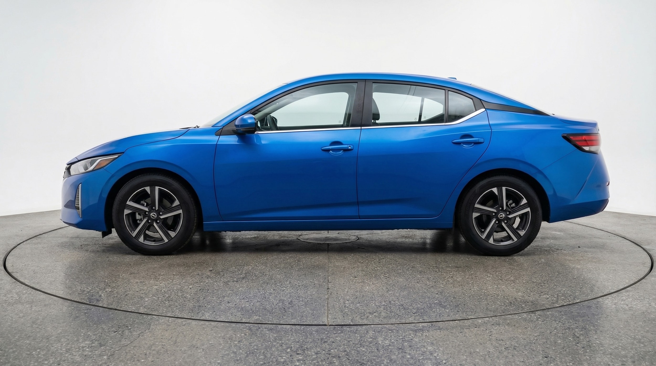 Thumbnail: 2025 Nissan Sentra - 4