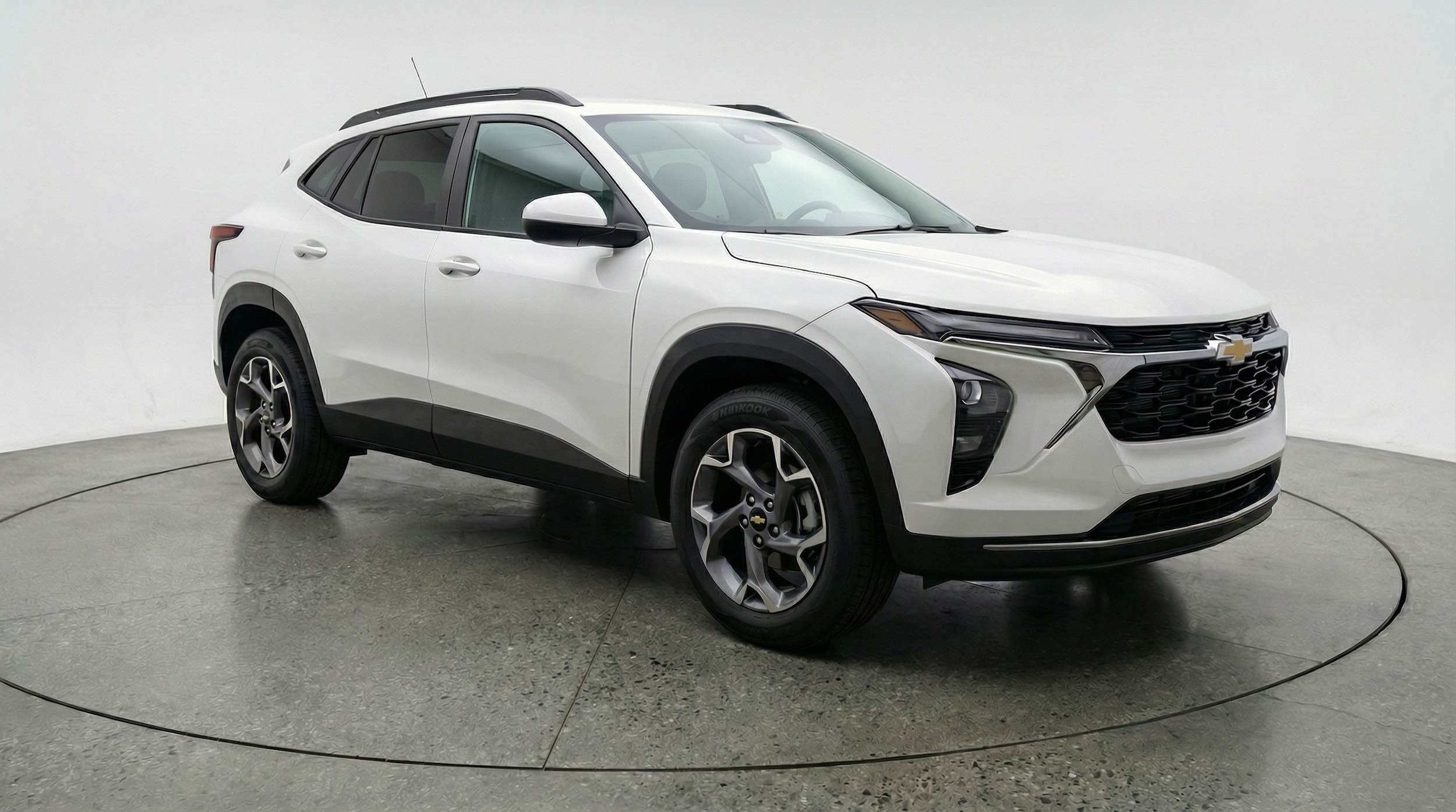 Thumbnail: 2025 Chevrolet Trax - 1