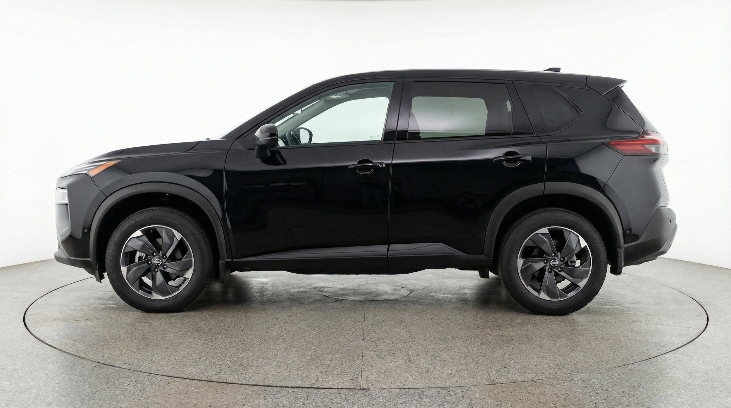 Thumbnail: 2025 Nissan Rogue - 5