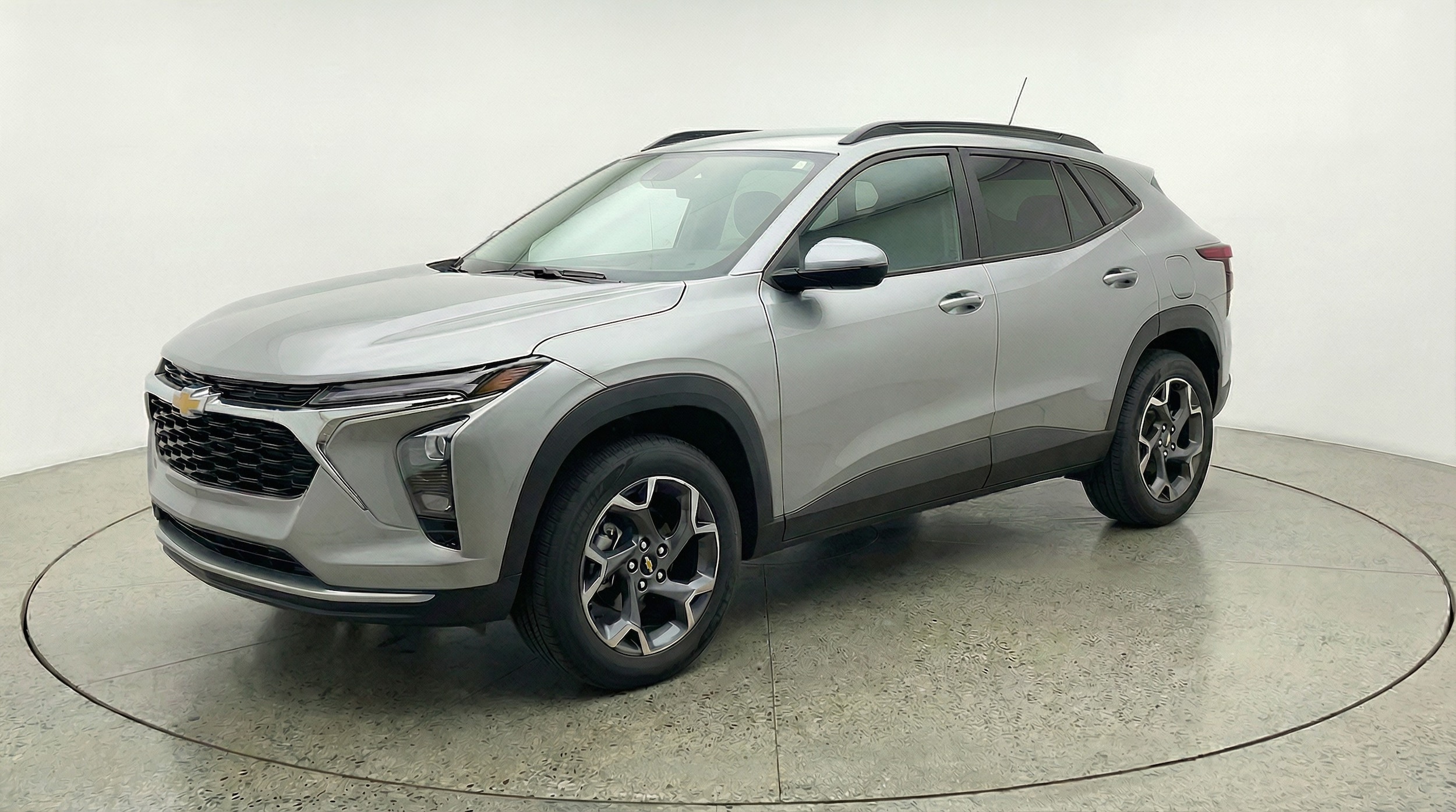 Thumbnail: 2025 Chevrolet Trax - 3