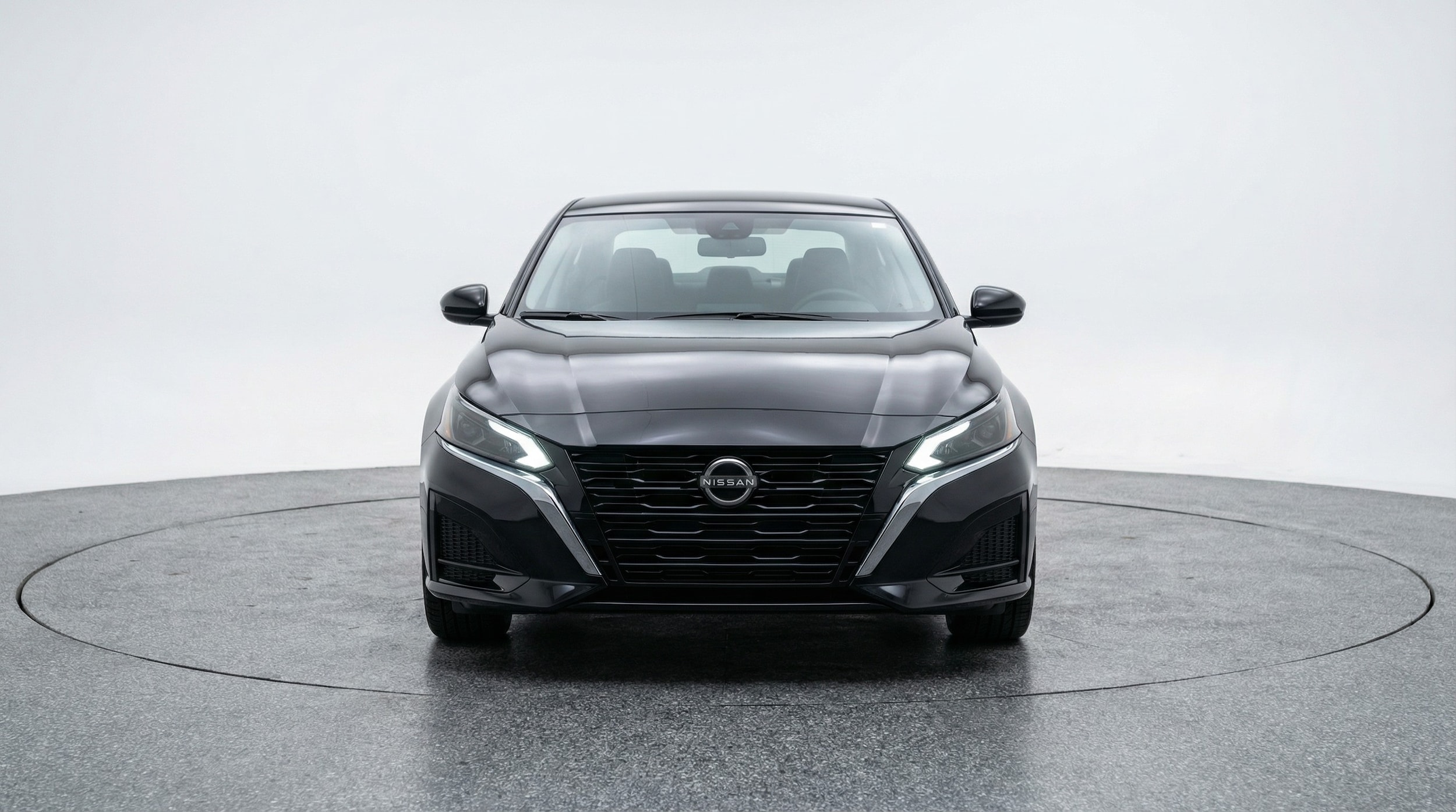 Thumbnail: 2025 Nissan Altima - 2