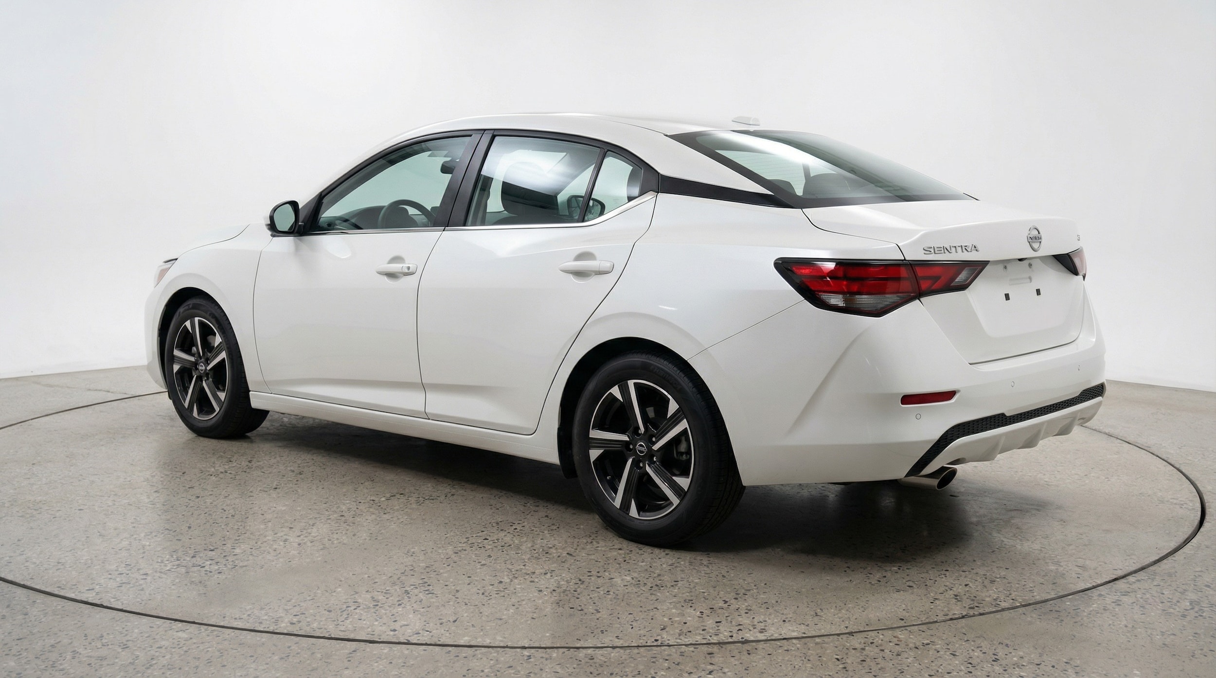 Thumbnail: 2025 Nissan Sentra - 5