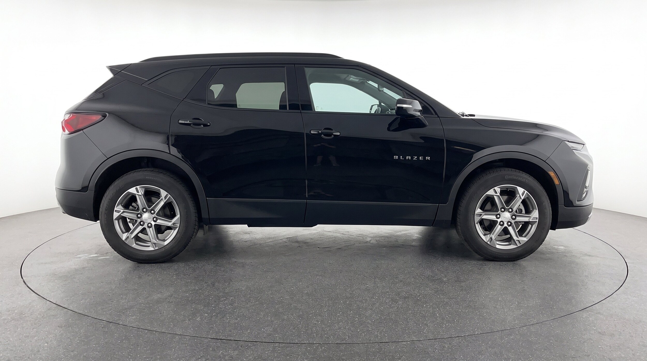 Thumbnail: 2025 Chevrolet Blazer - 10