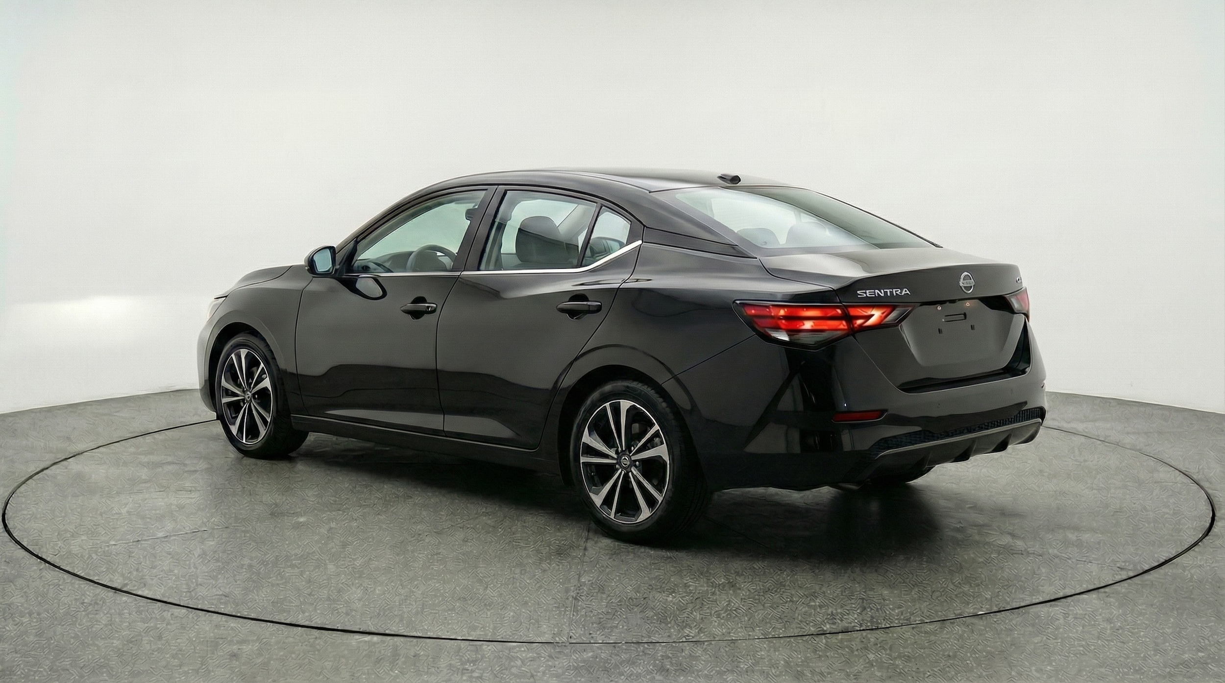 Thumbnail: 2025 Nissan Sentra - 5