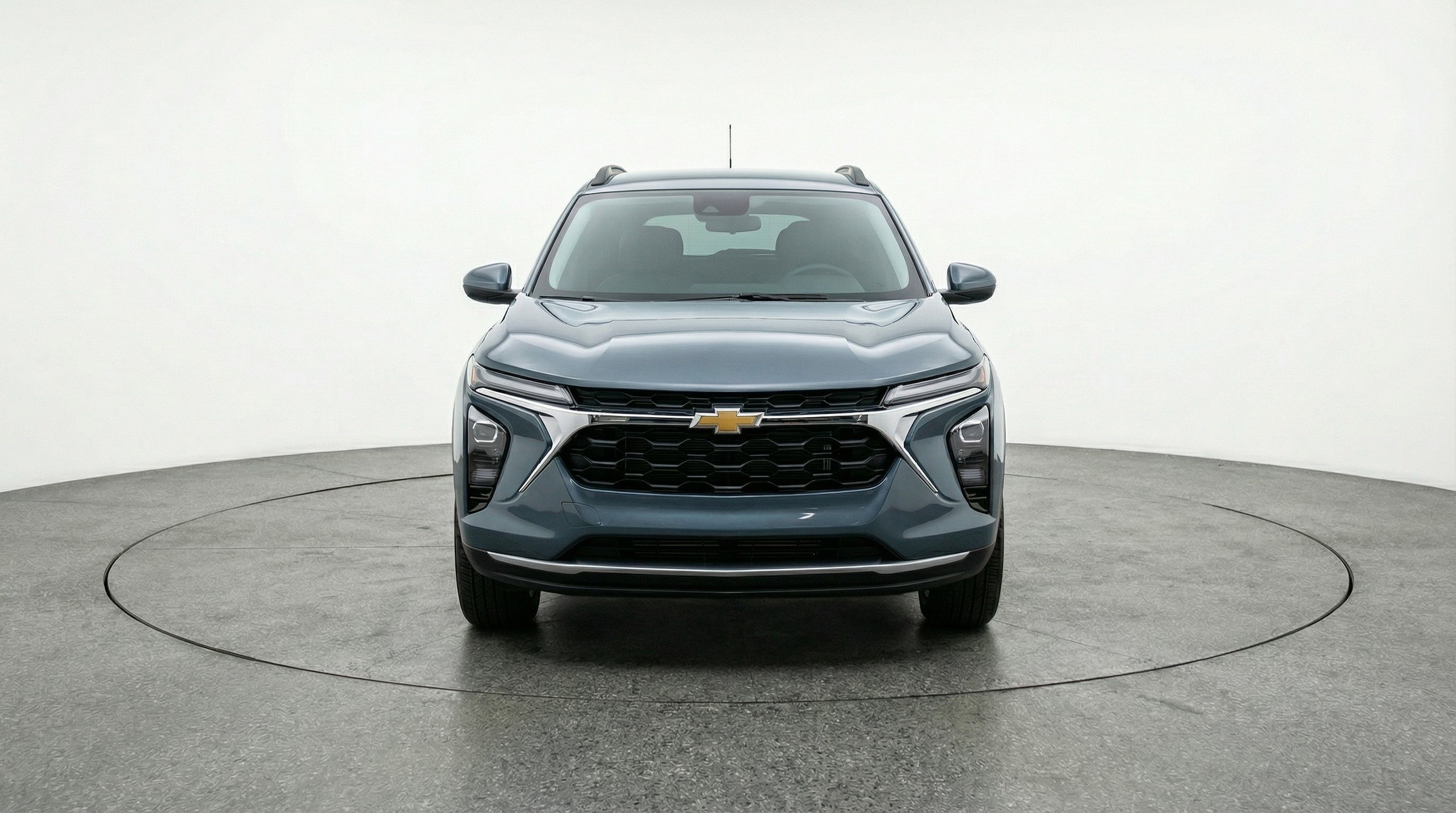 Thumbnail: 2025 Chevrolet Trax - 2
