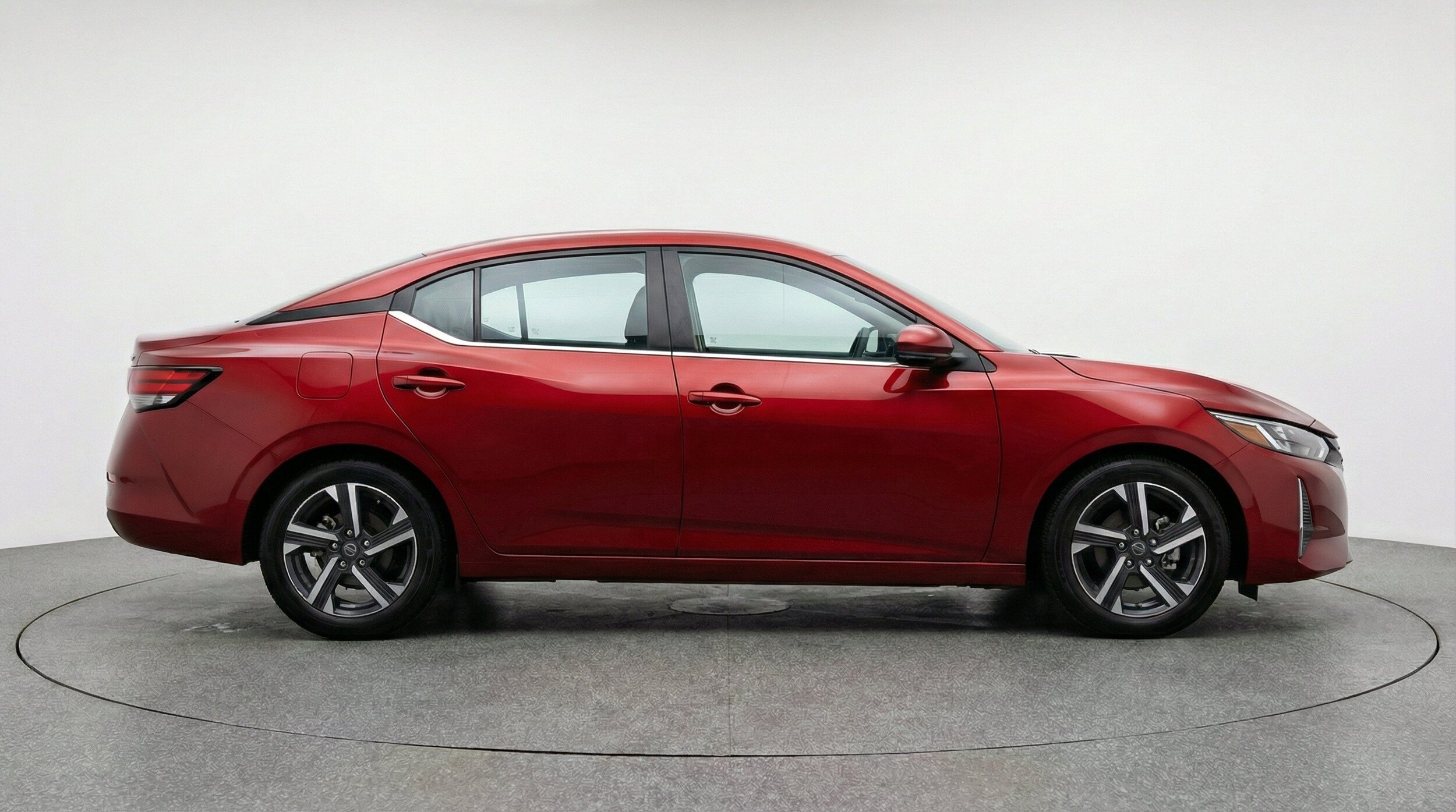Thumbnail: 2025 Nissan Sentra - 11