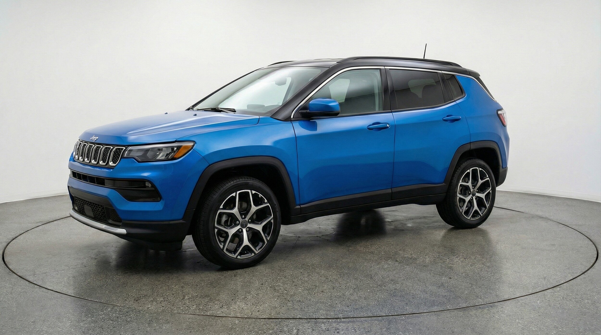 Thumbnail: 2025 Jeep Compass - 3
