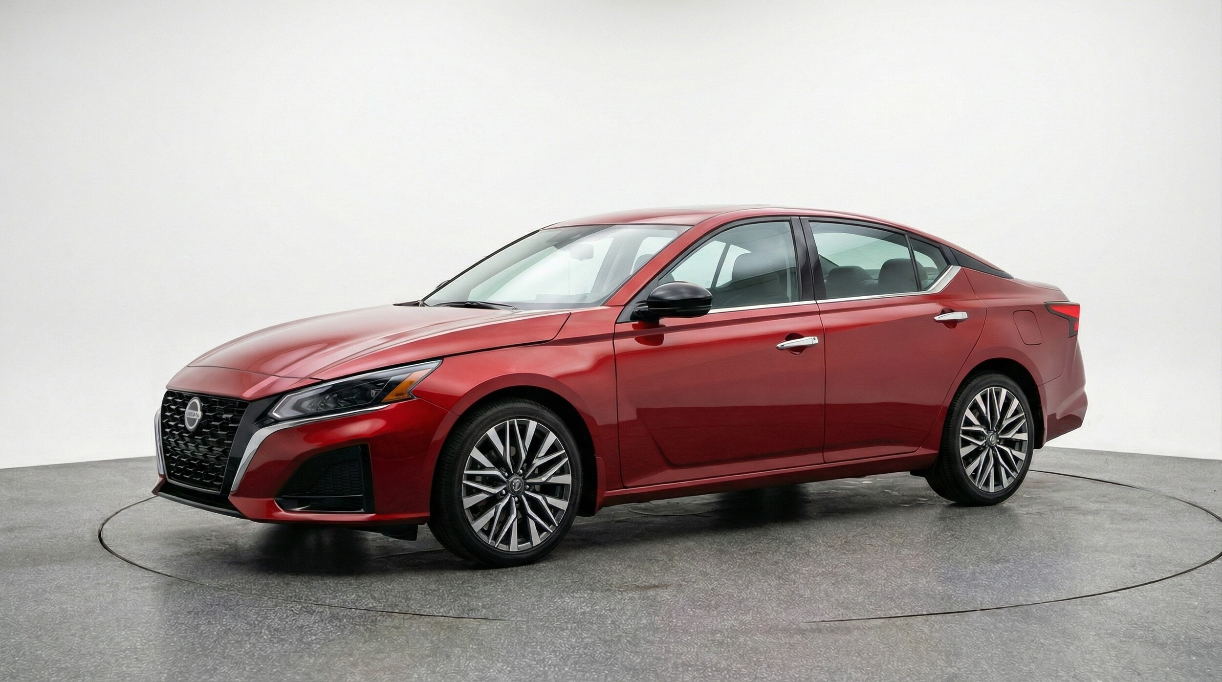 Thumbnail: 2025 Nissan Altima - 3