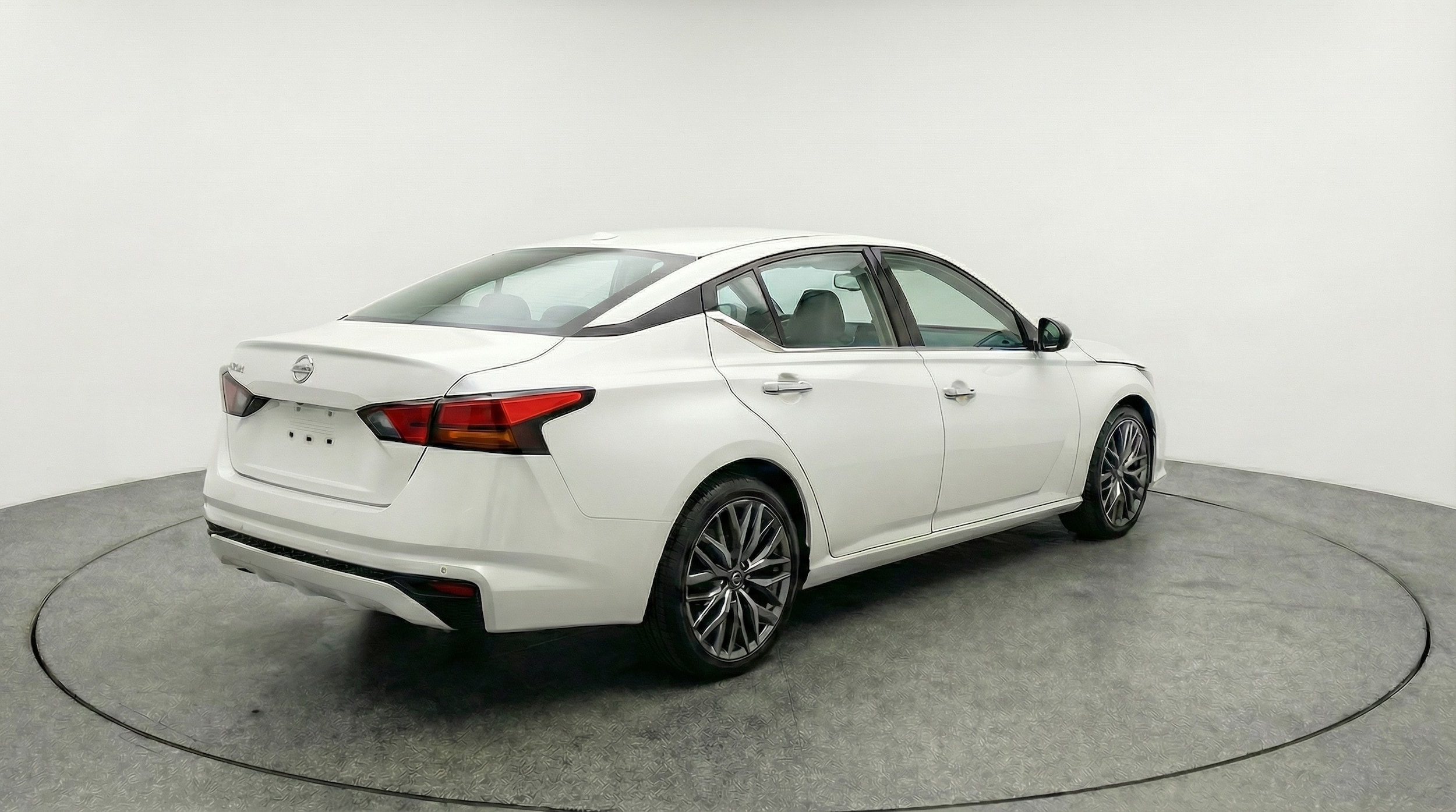 Thumbnail: 2025 Nissan Altima - 7