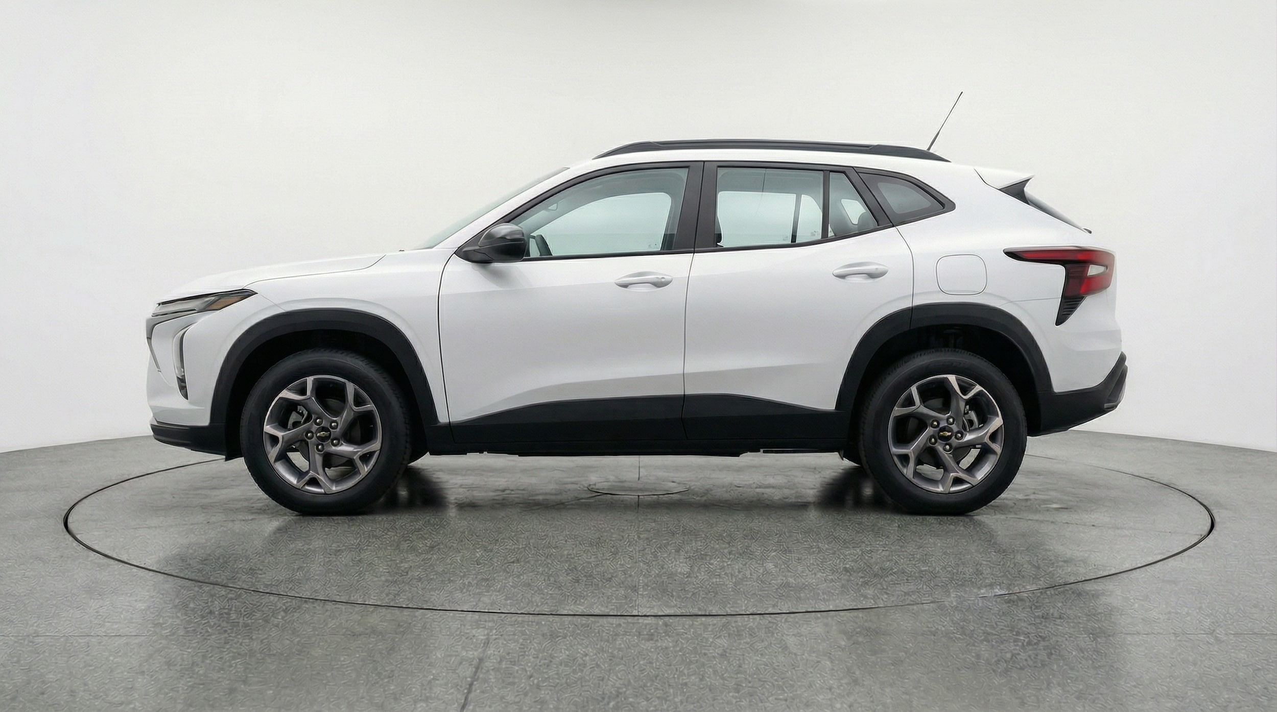 Thumbnail: 2025 Chevrolet Trax - 4