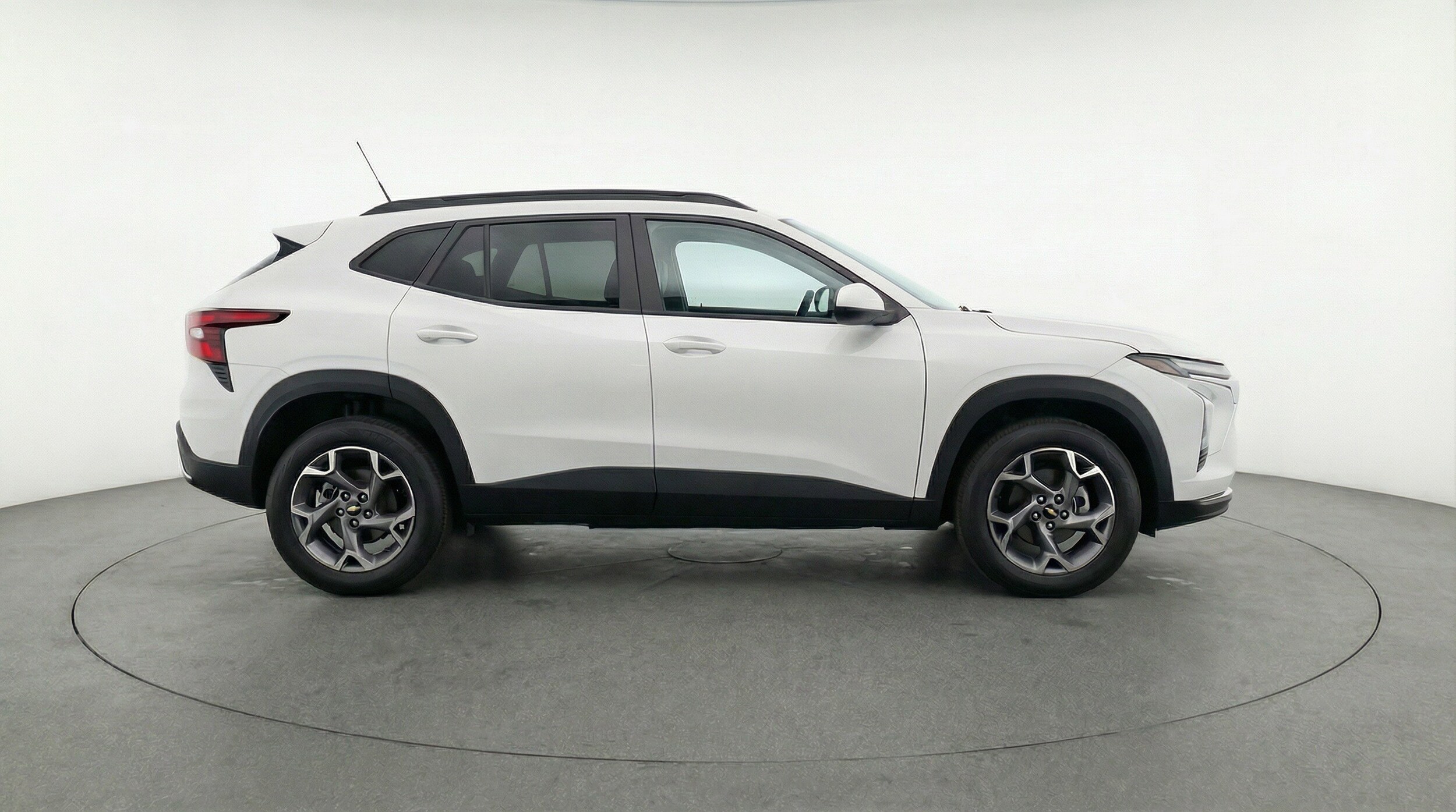 Thumbnail: 2025 Chevrolet Trax - 11