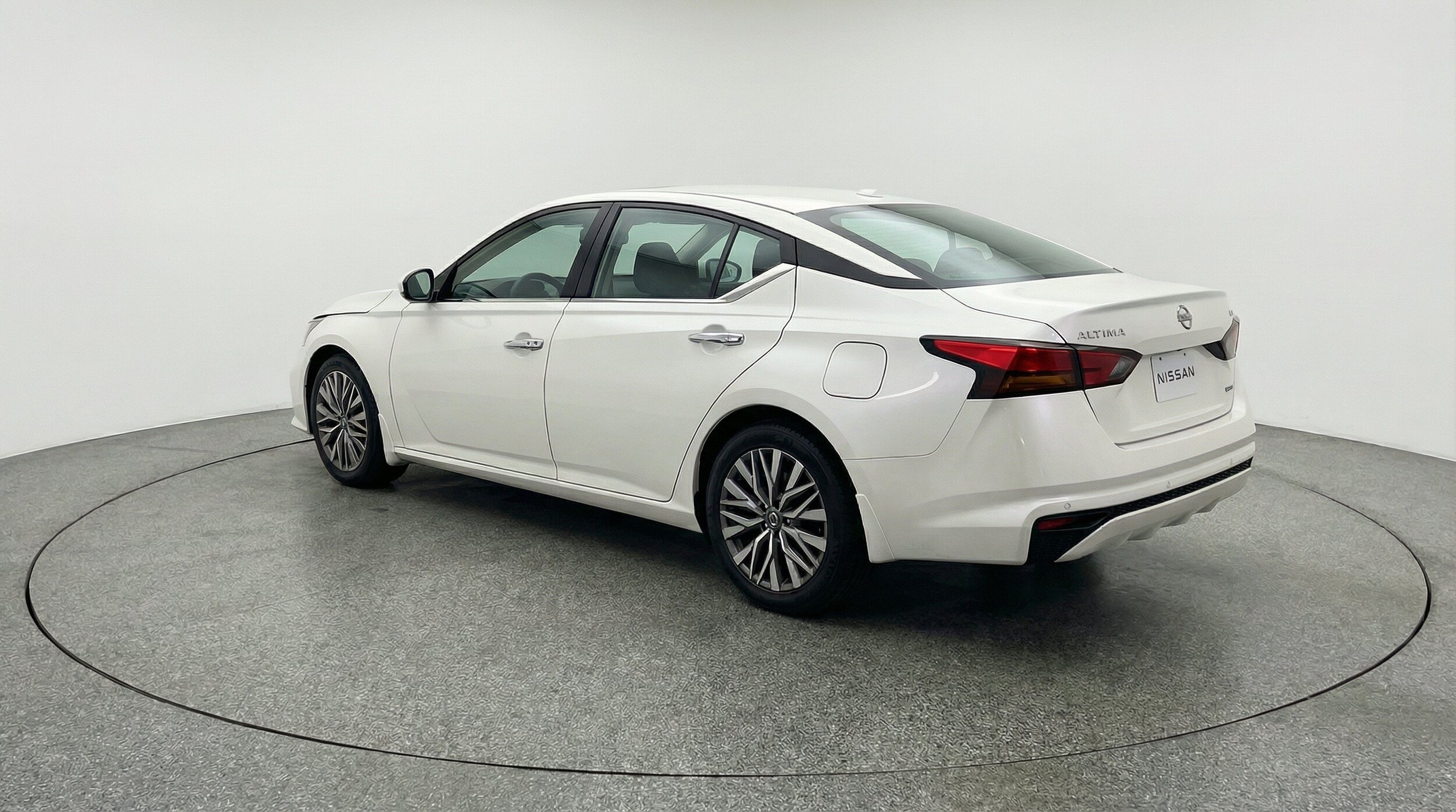 Thumbnail: 2025 Nissan Altima - 6