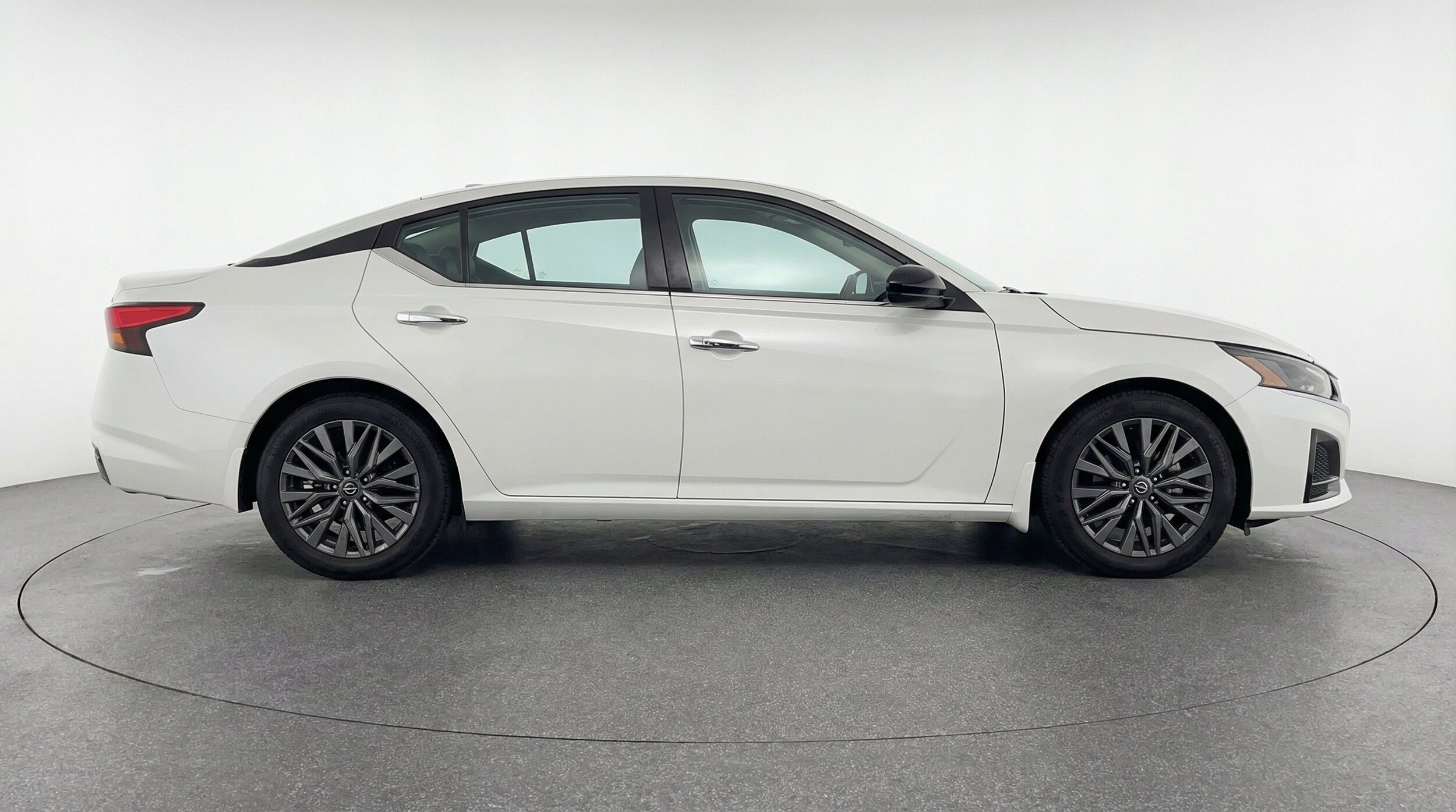 Thumbnail: 2025 Nissan Altima - 11