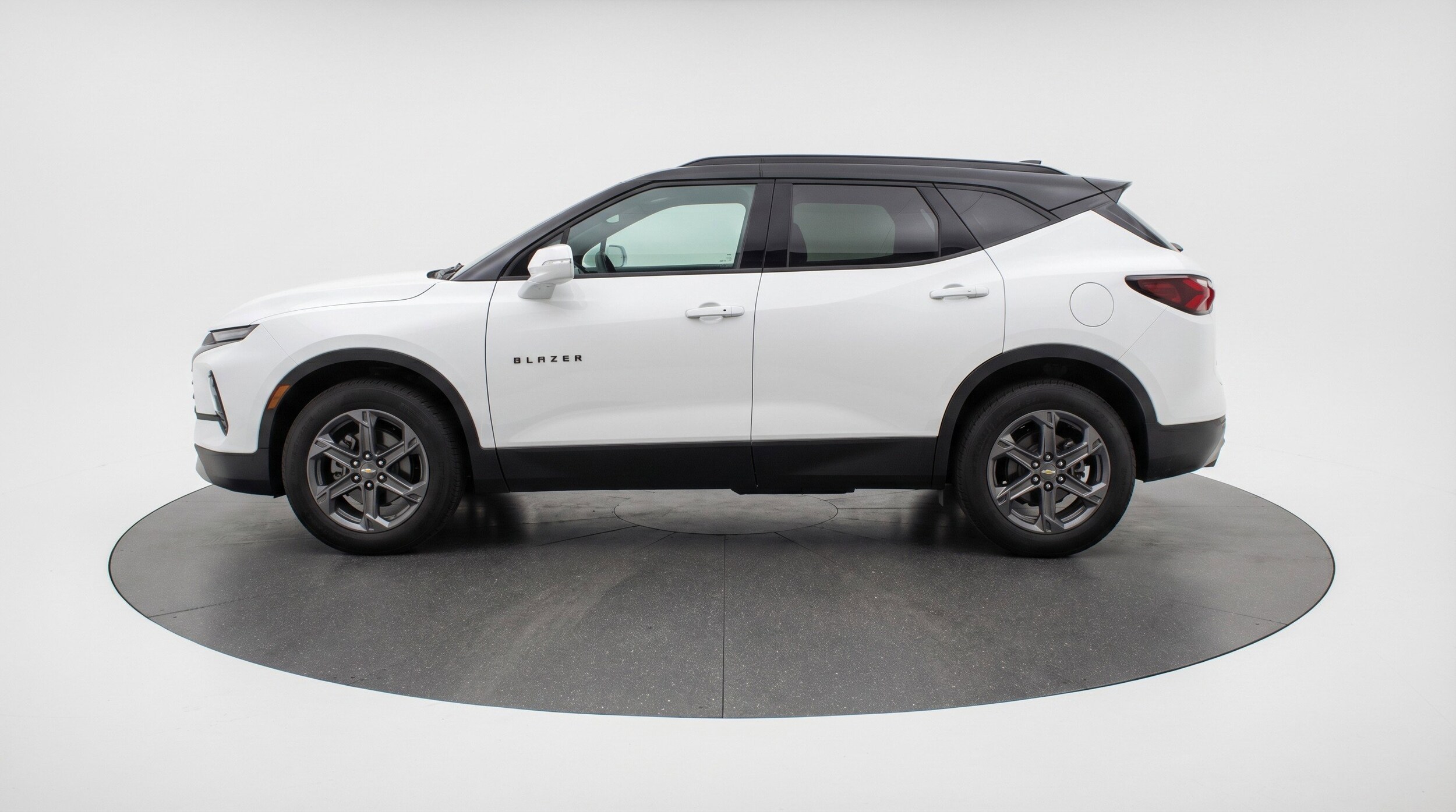 Thumbnail: 2025 Chevrolet Blazer - 5