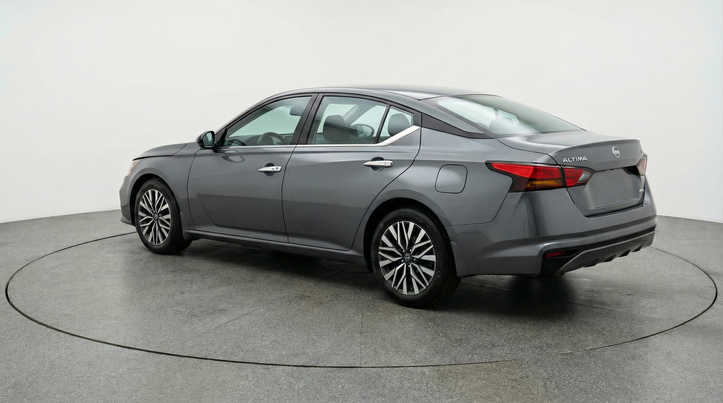 Thumbnail: 2025 Nissan Altima - 5