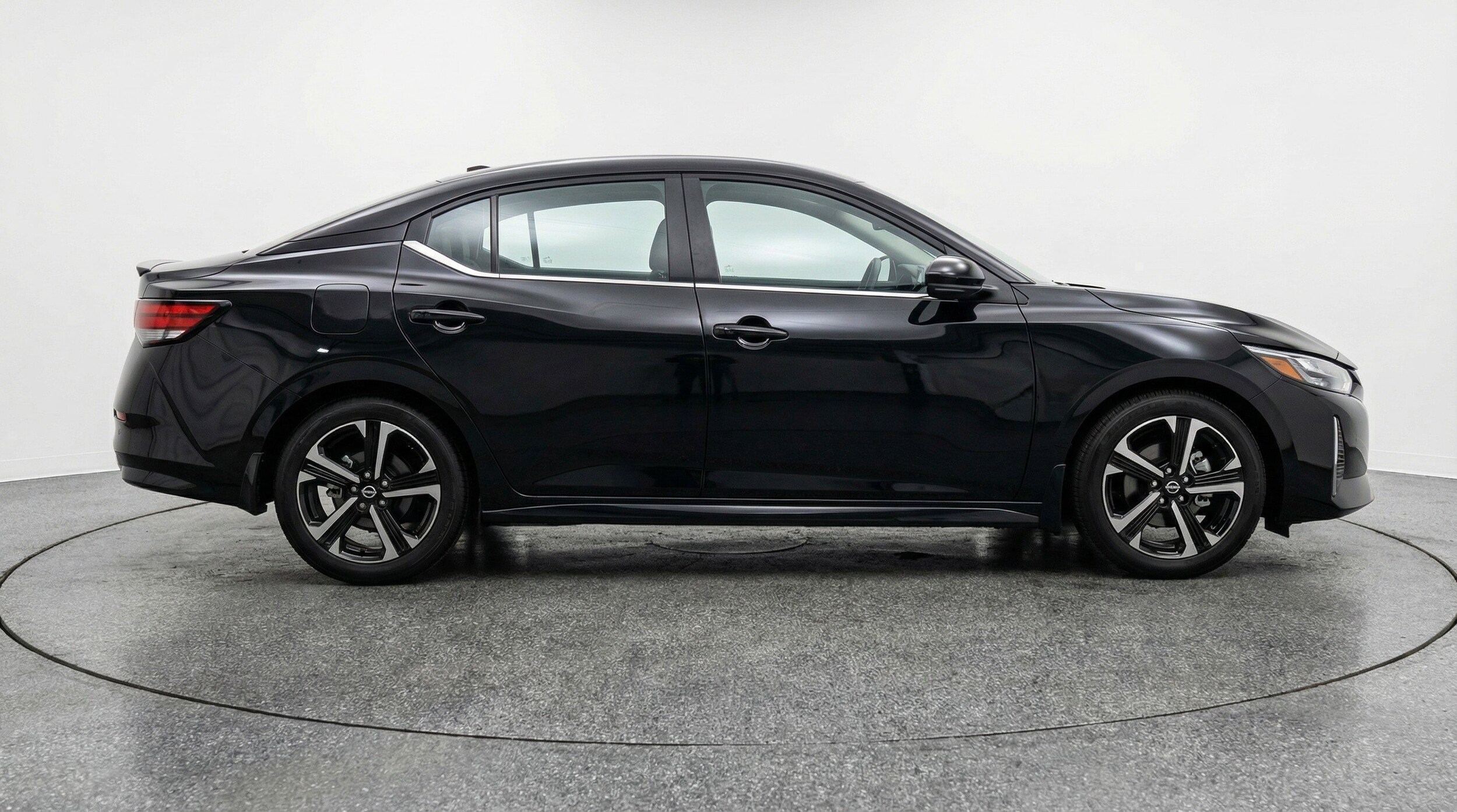 Thumbnail: 2025 Nissan Sentra - 11
