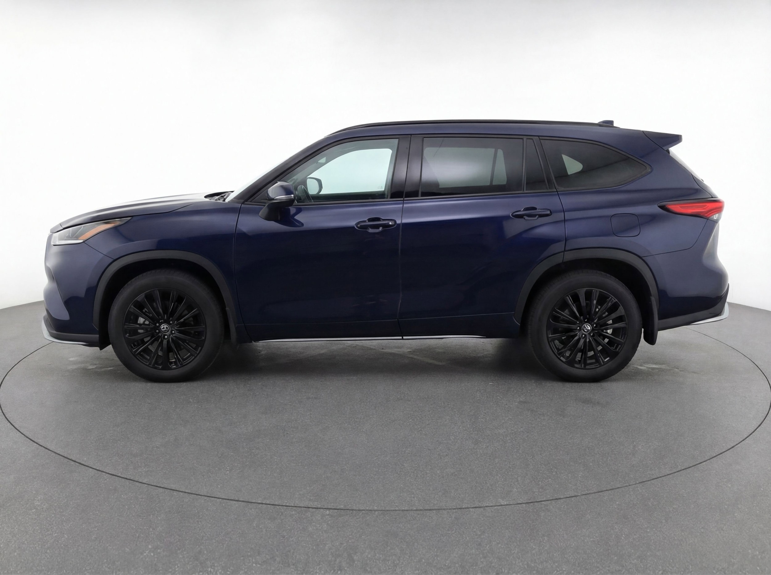 Thumbnail: 2024 Toyota Highlander - 5