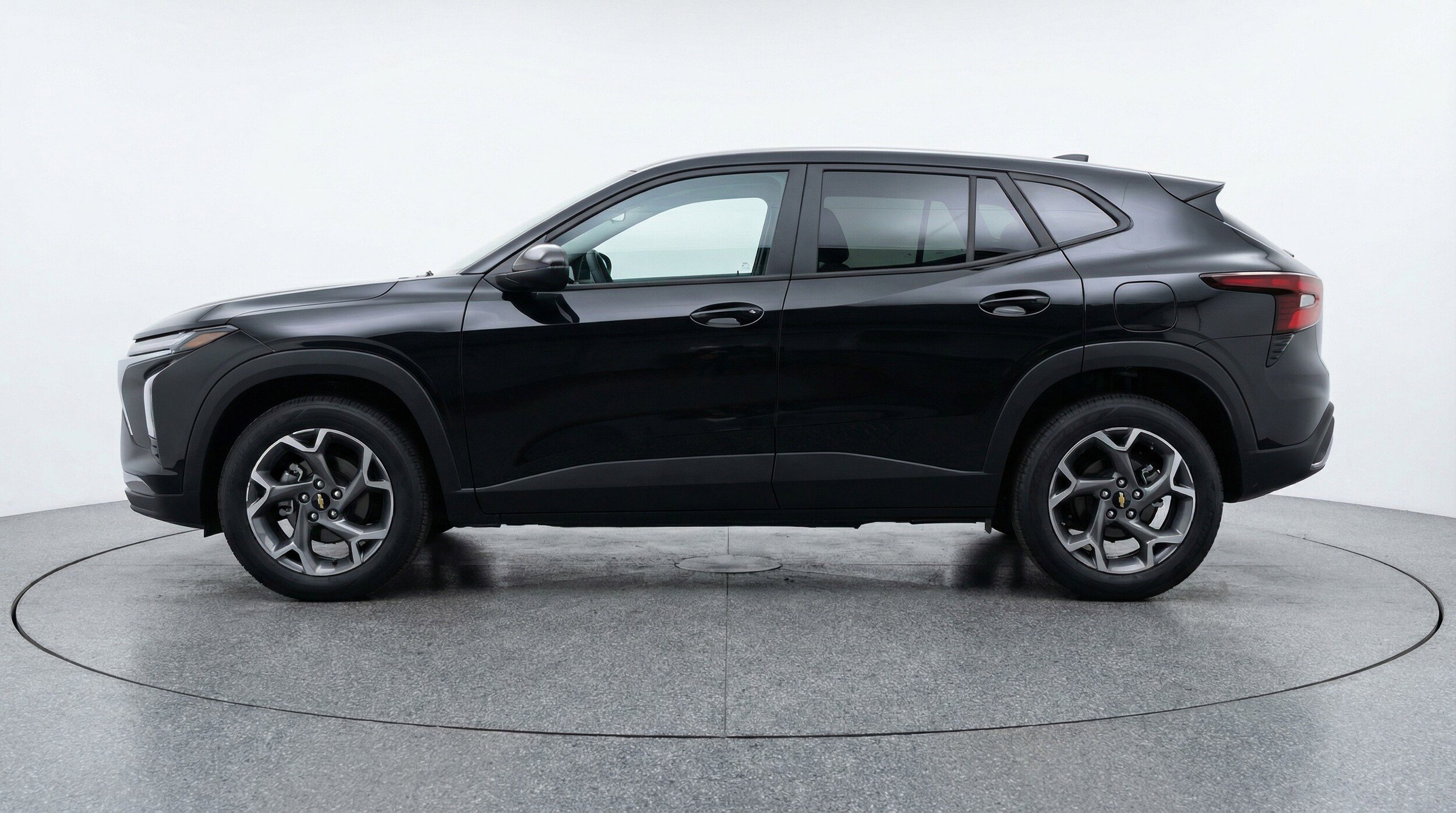 Thumbnail: 2025 Chevrolet Trax - 5