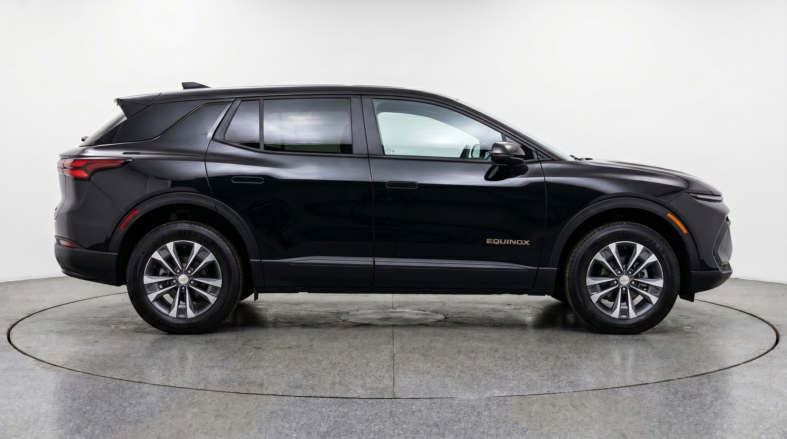 Thumbnail: 2025 Chevrolet Equinox - 11