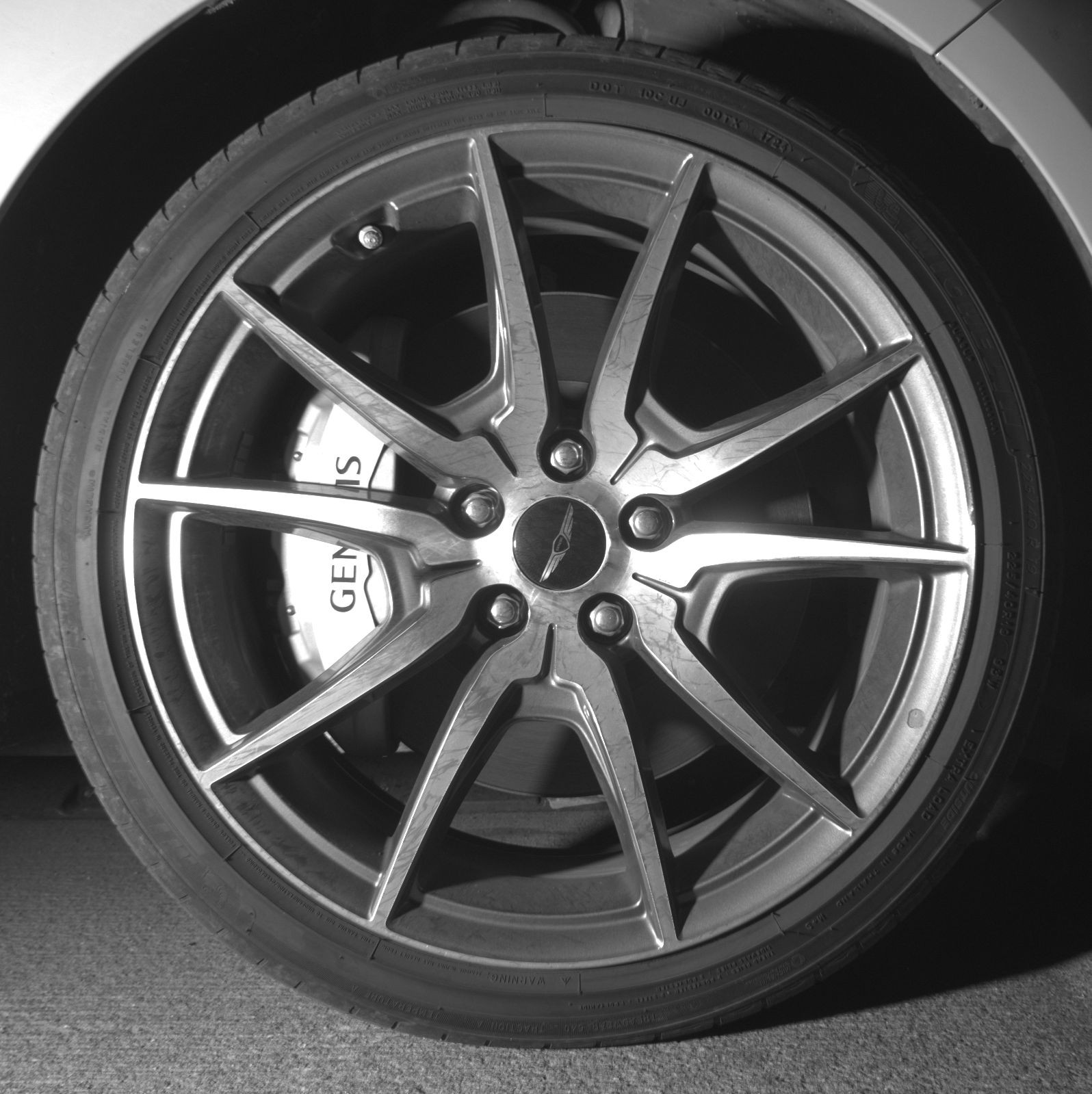 Thumbnail: 2025 Genesis G70 - 10