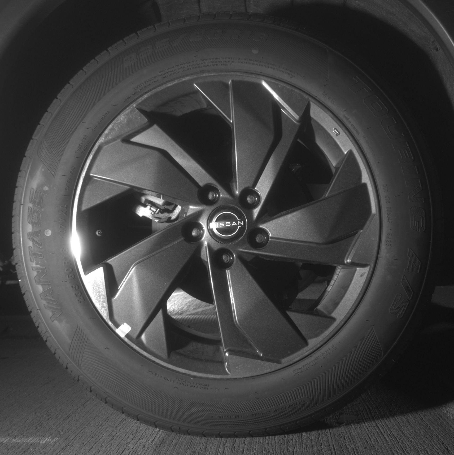 Thumbnail: 2025 Nissan Rogue - 15