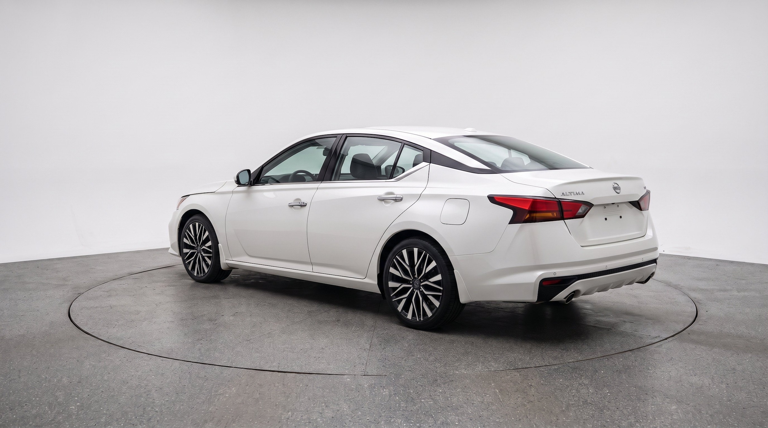 Thumbnail: 2025 Nissan Altima - 6