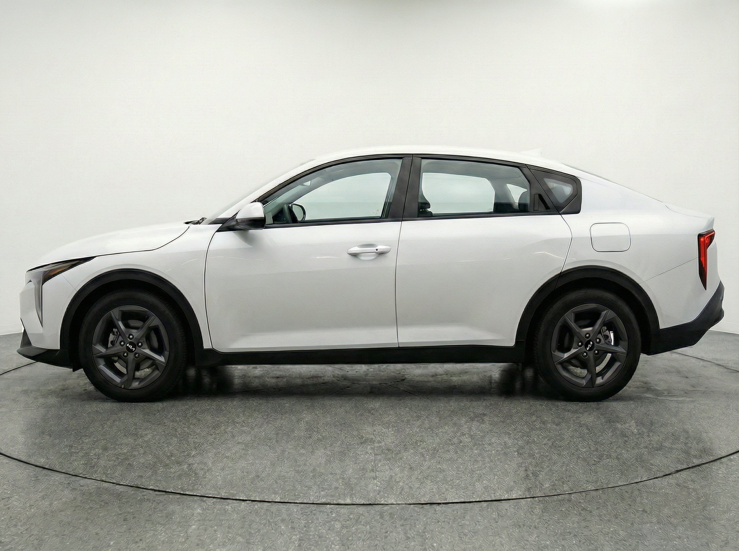 Thumbnail: 2025 Kia K4 - 5