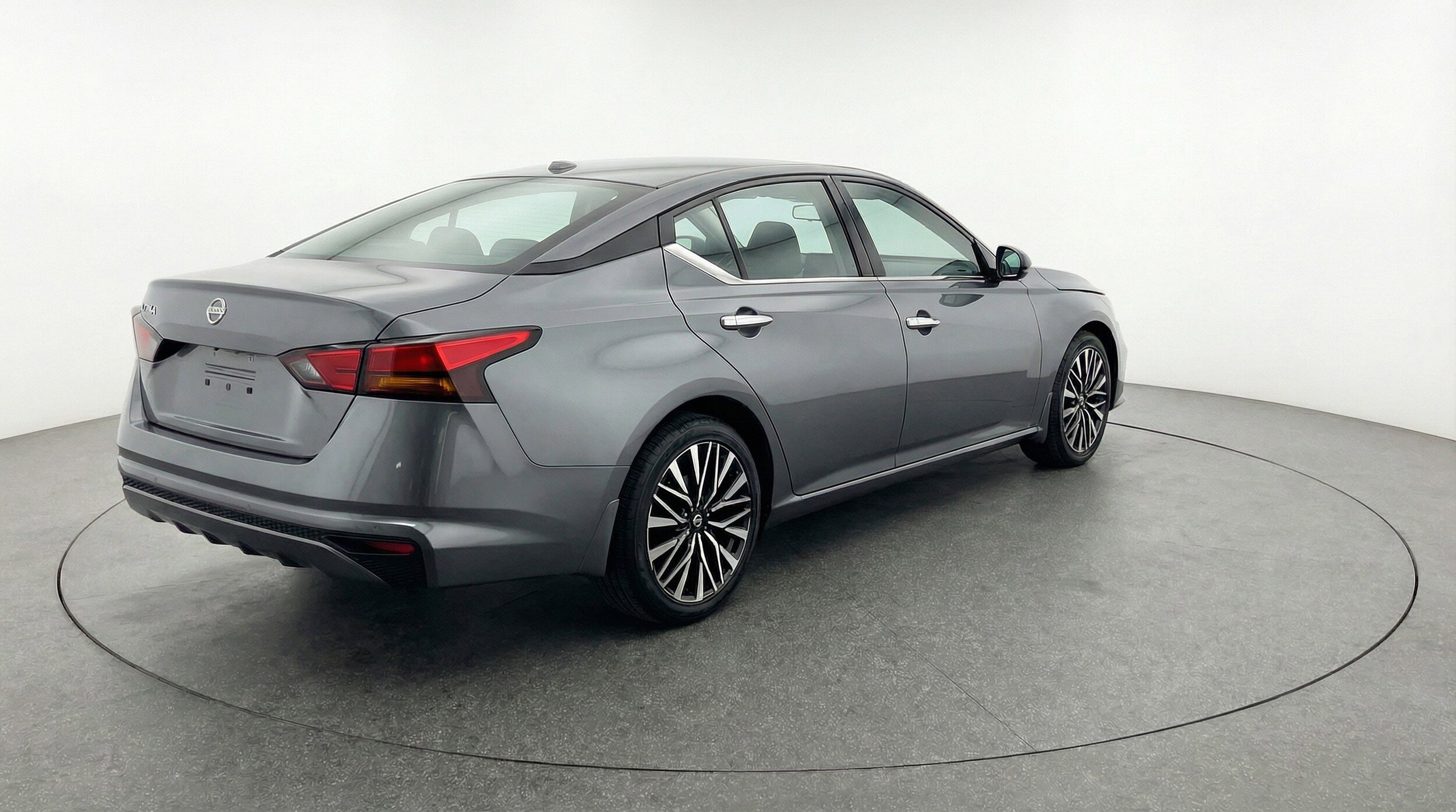 Thumbnail: 2025 Nissan Altima - 9