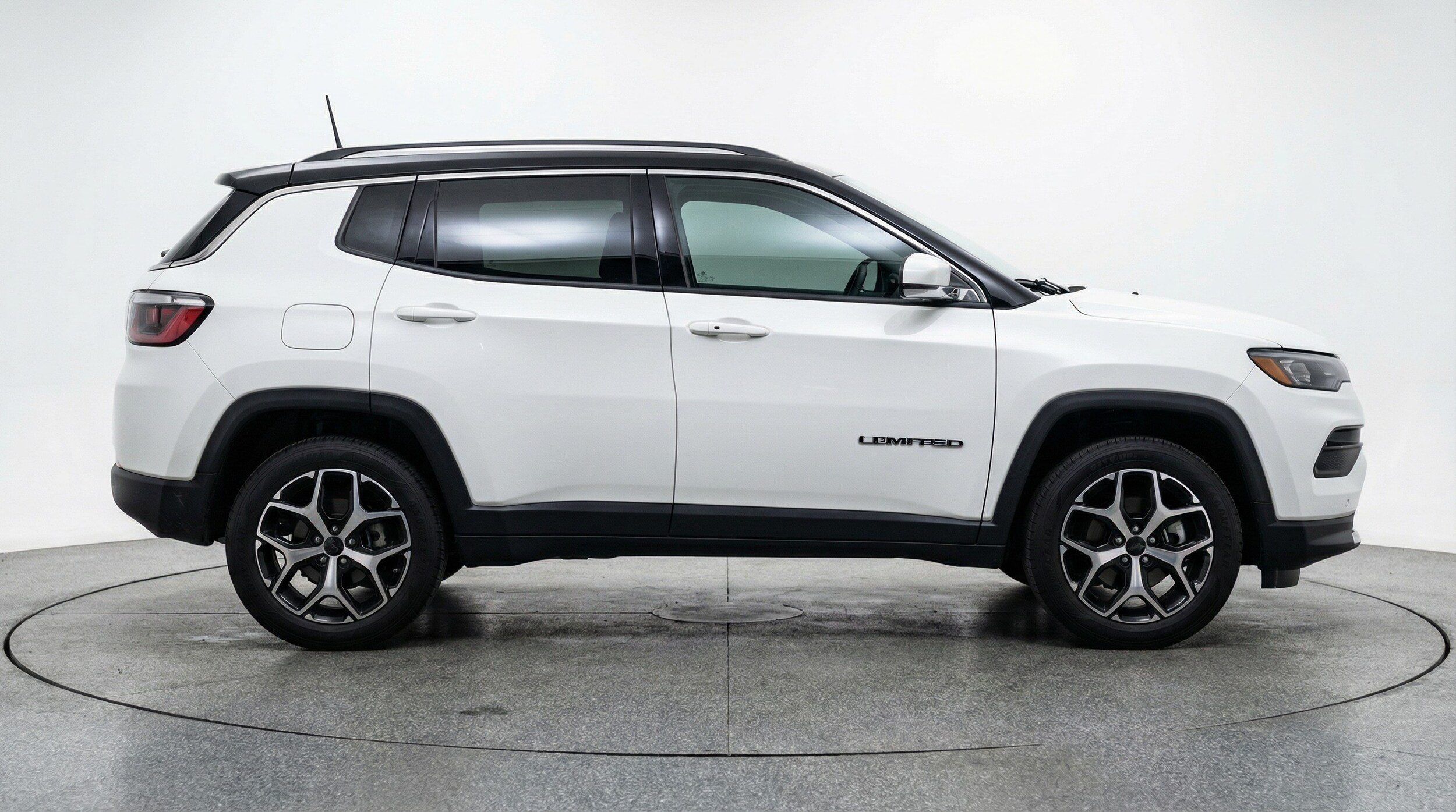 Thumbnail: 2025 Jeep Compass - 8