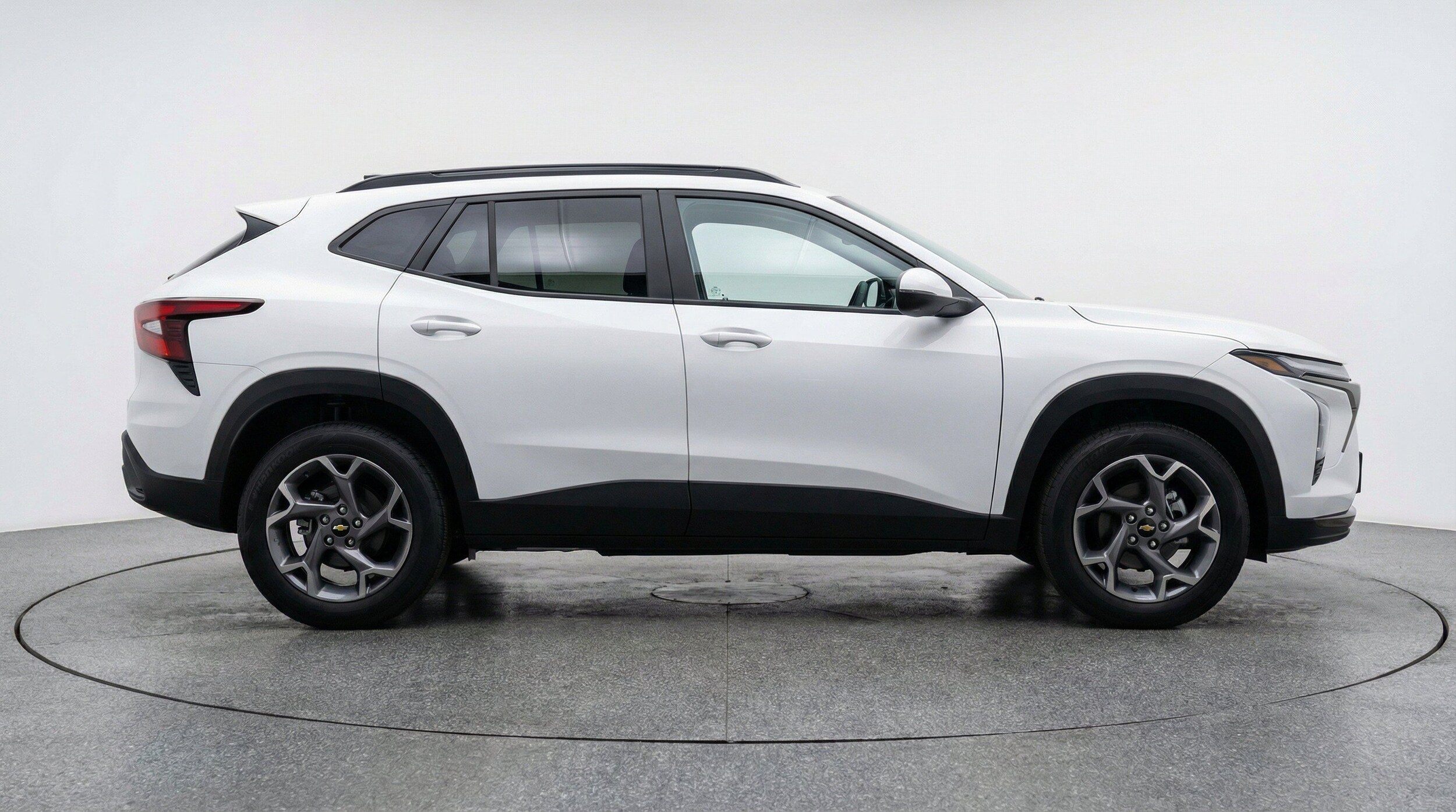 Thumbnail: 2025 Chevrolet Trax - 11