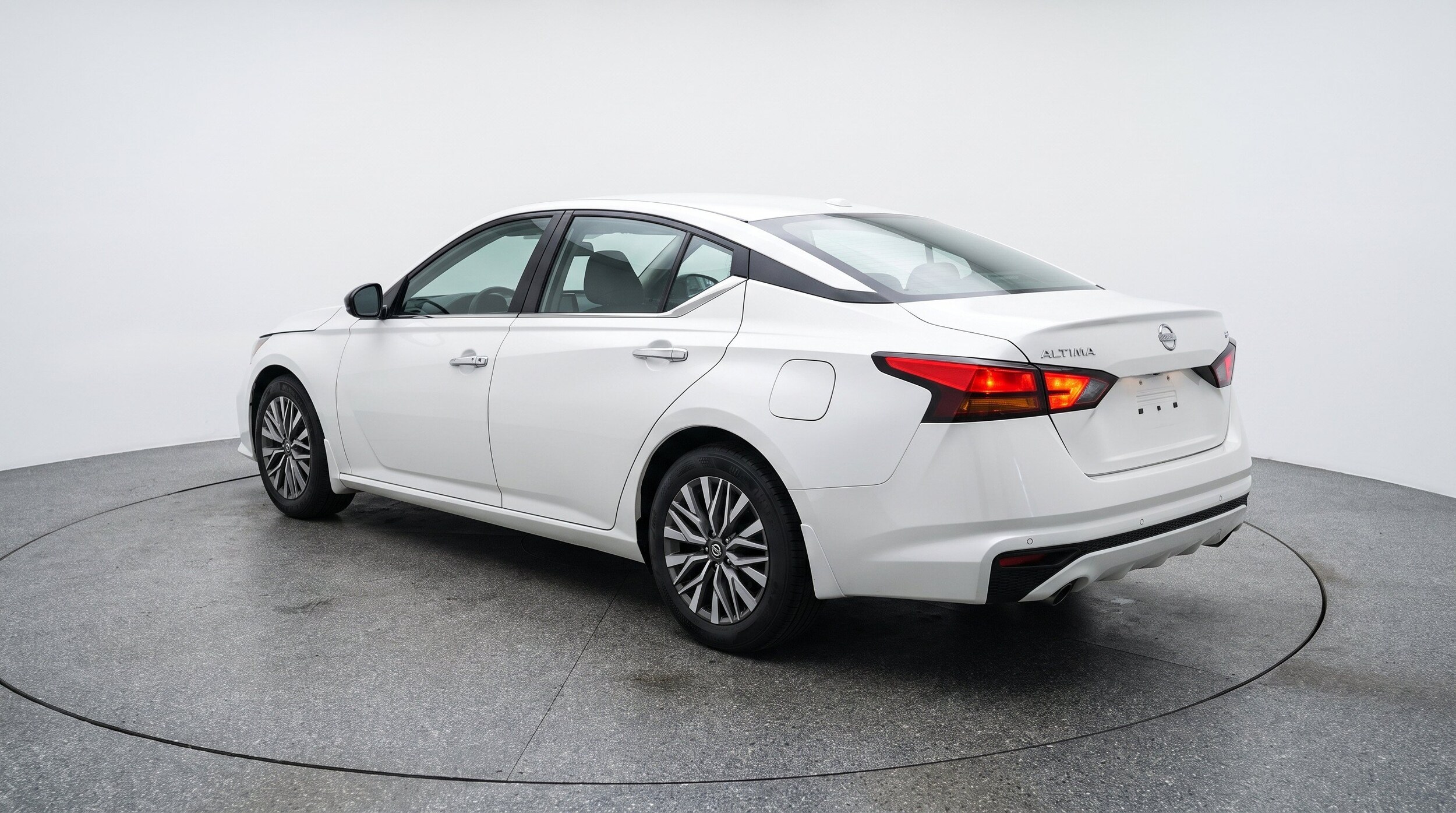 Thumbnail: 2025 Nissan Altima - 6