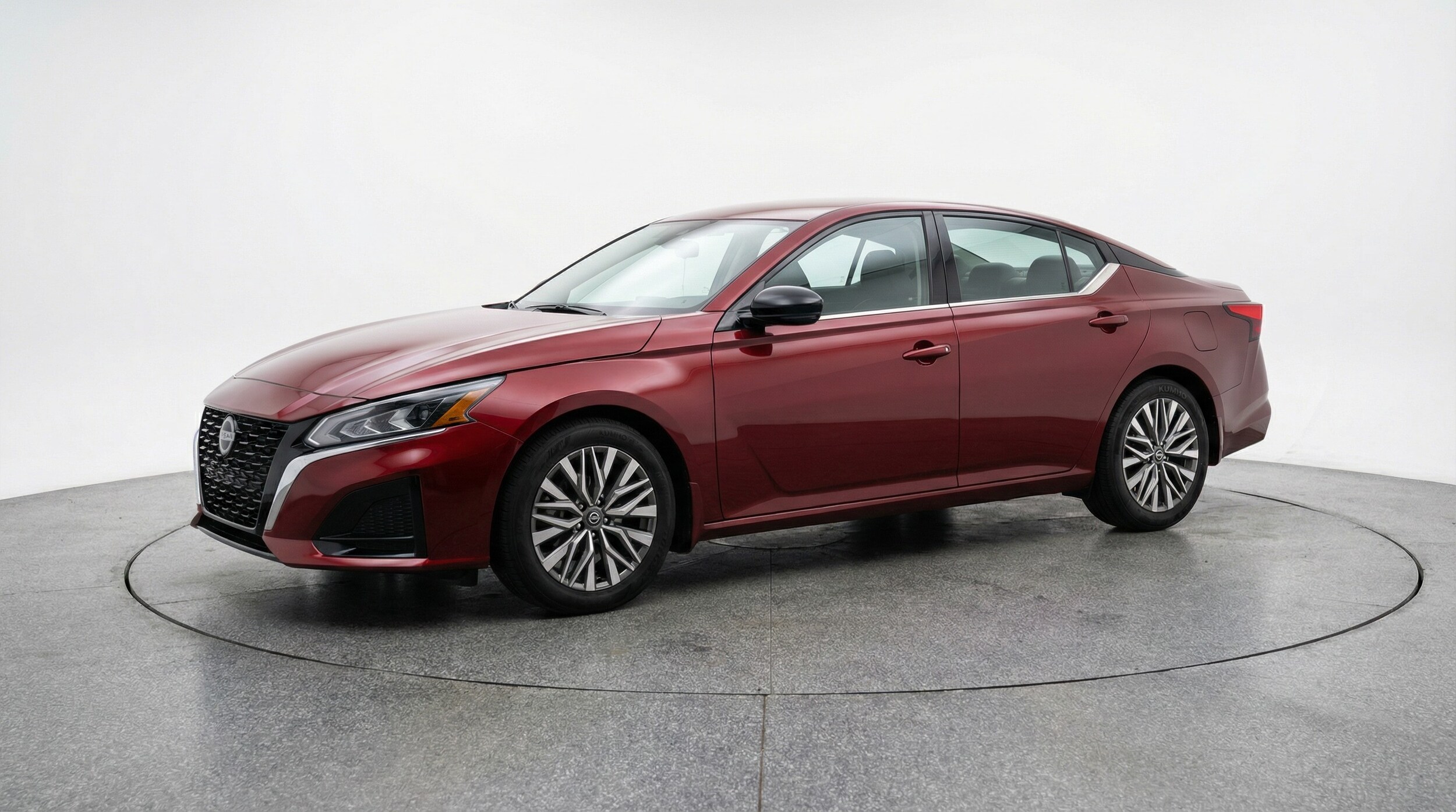 Thumbnail: 2025 Nissan Altima - 3