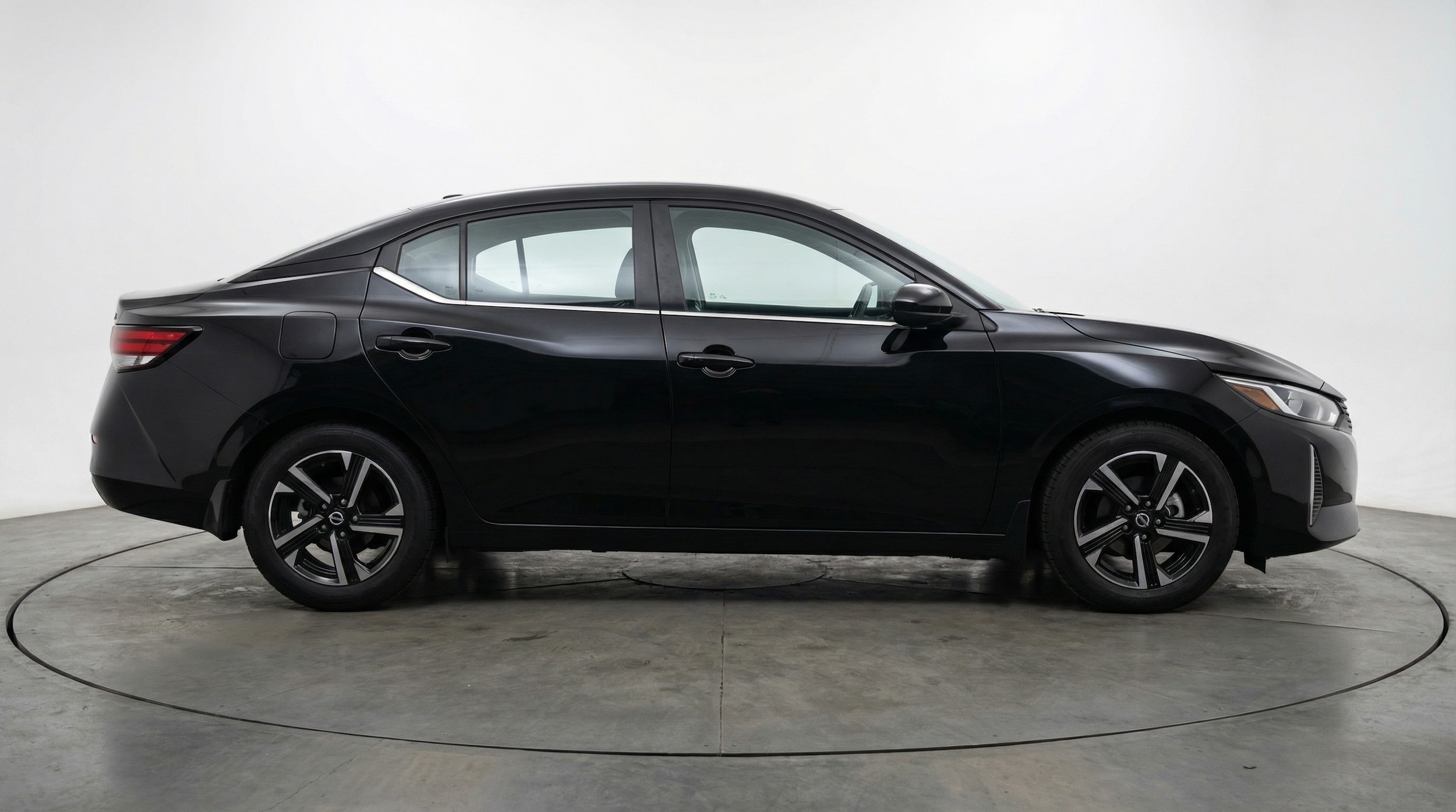 Thumbnail: 2025 Nissan Sentra - 8