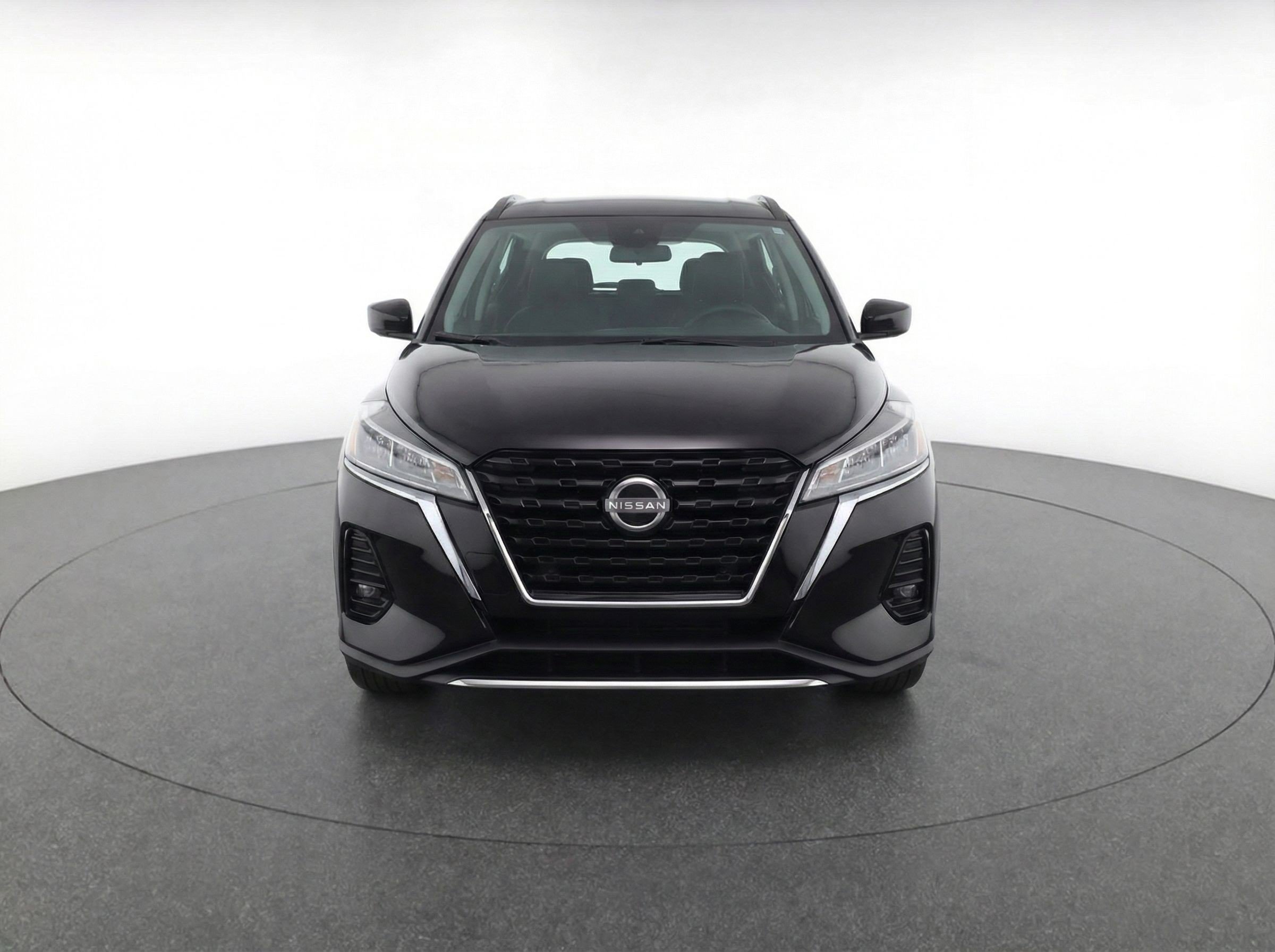 Thumbnail: 2025 Nissan Kicks - 2