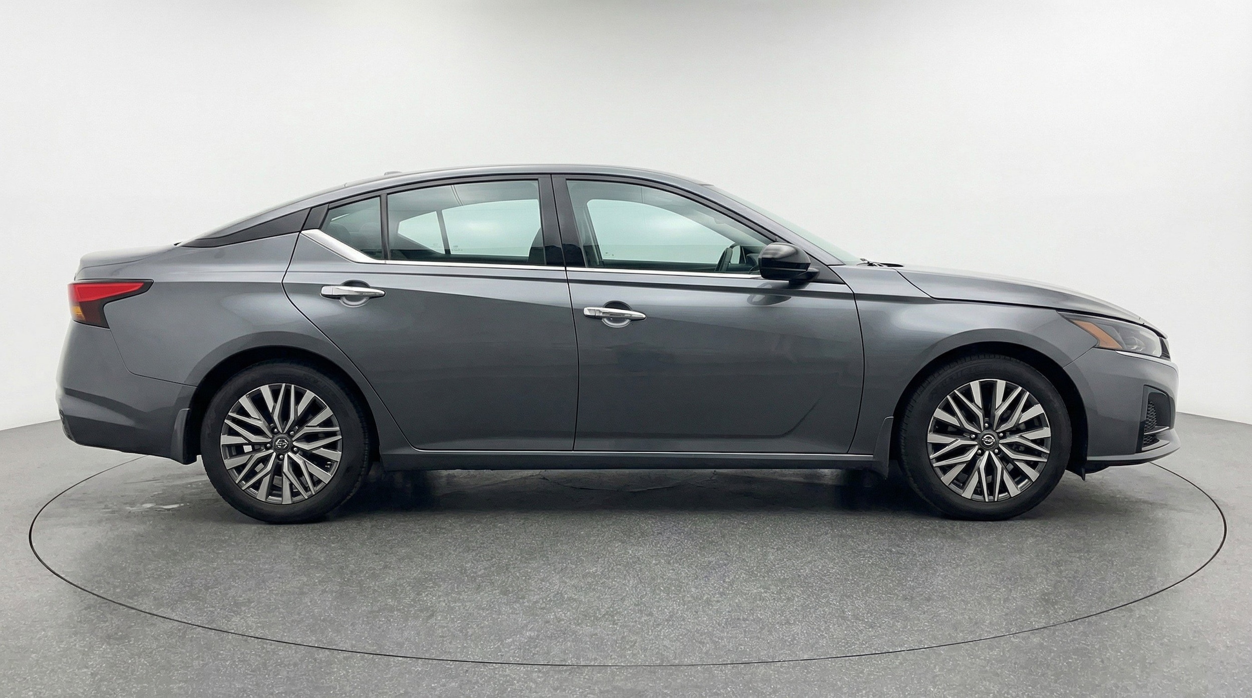 Thumbnail: 2025 Nissan Altima - 11