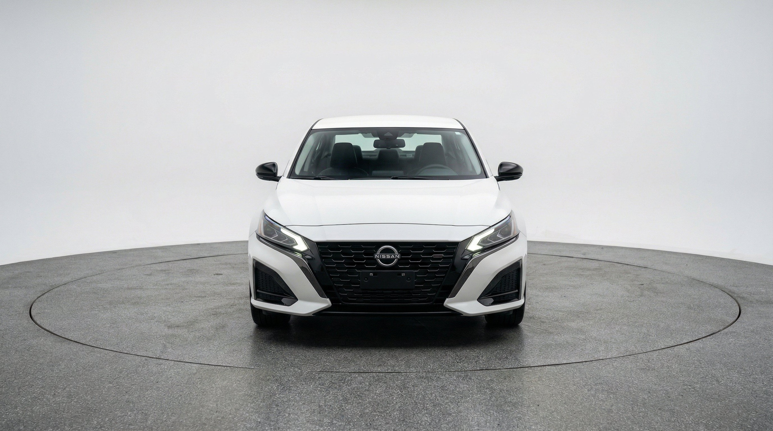 Thumbnail: 2025 Nissan Altima - 2