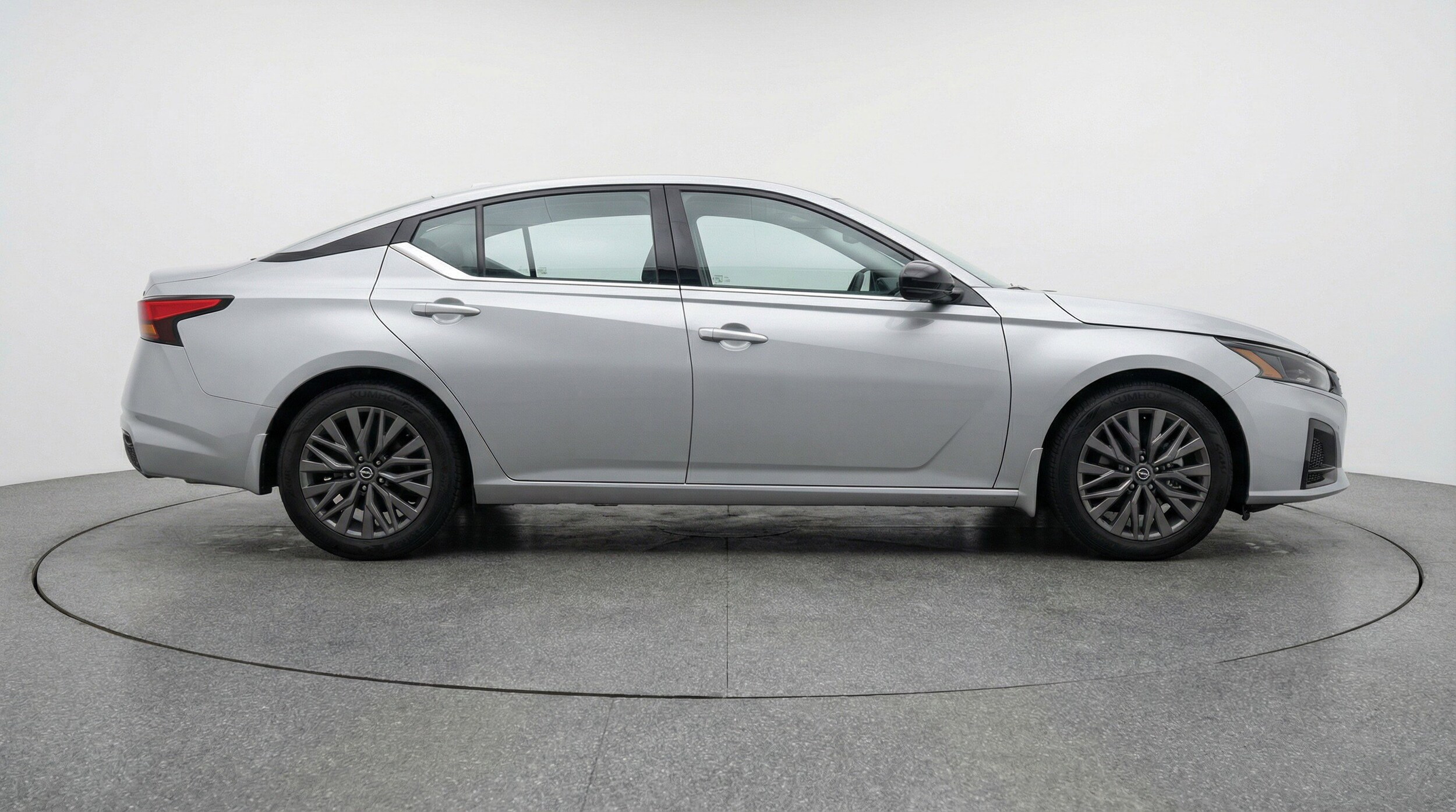 Thumbnail: 2025 Nissan Altima - 11