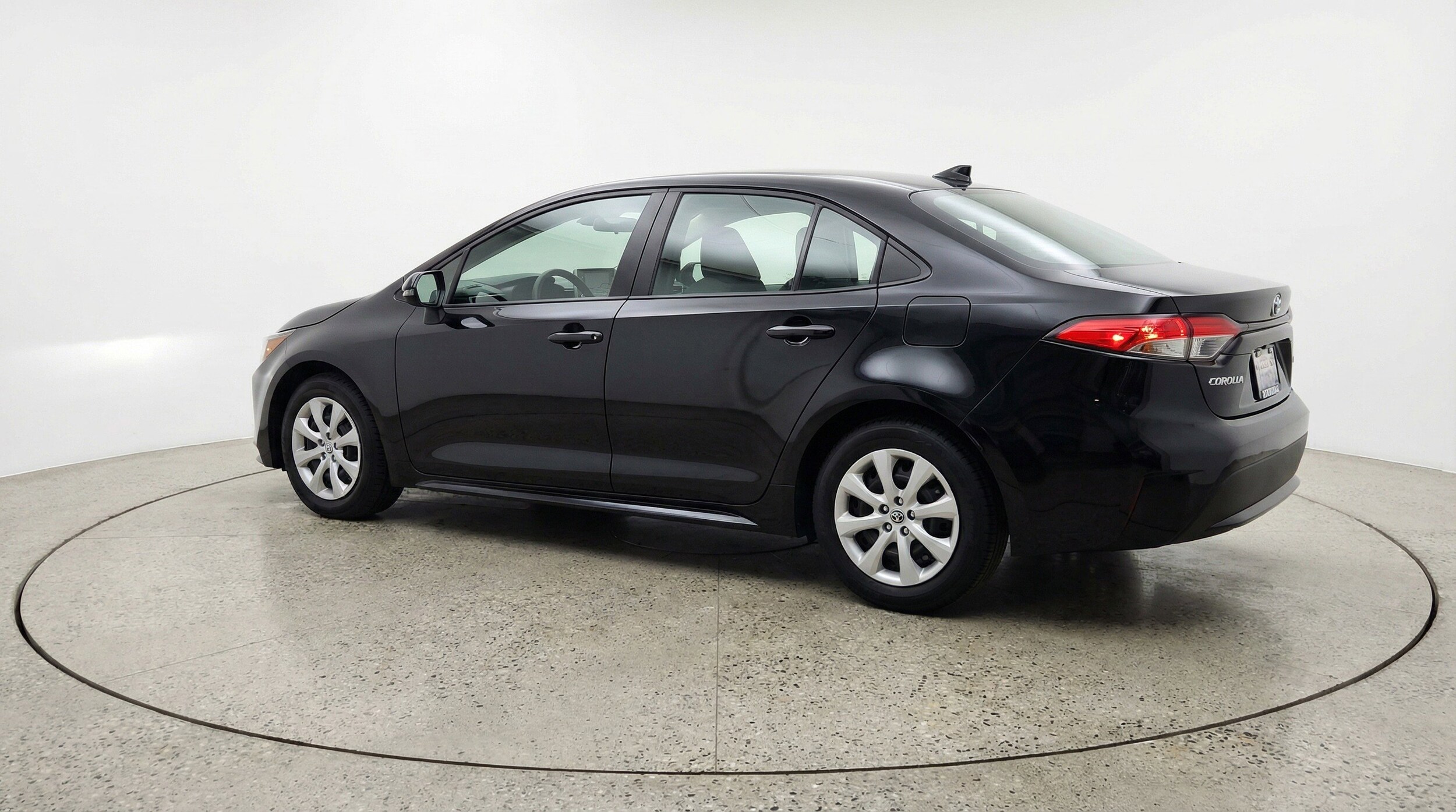 Thumbnail: 2025 Toyota Corolla - 6