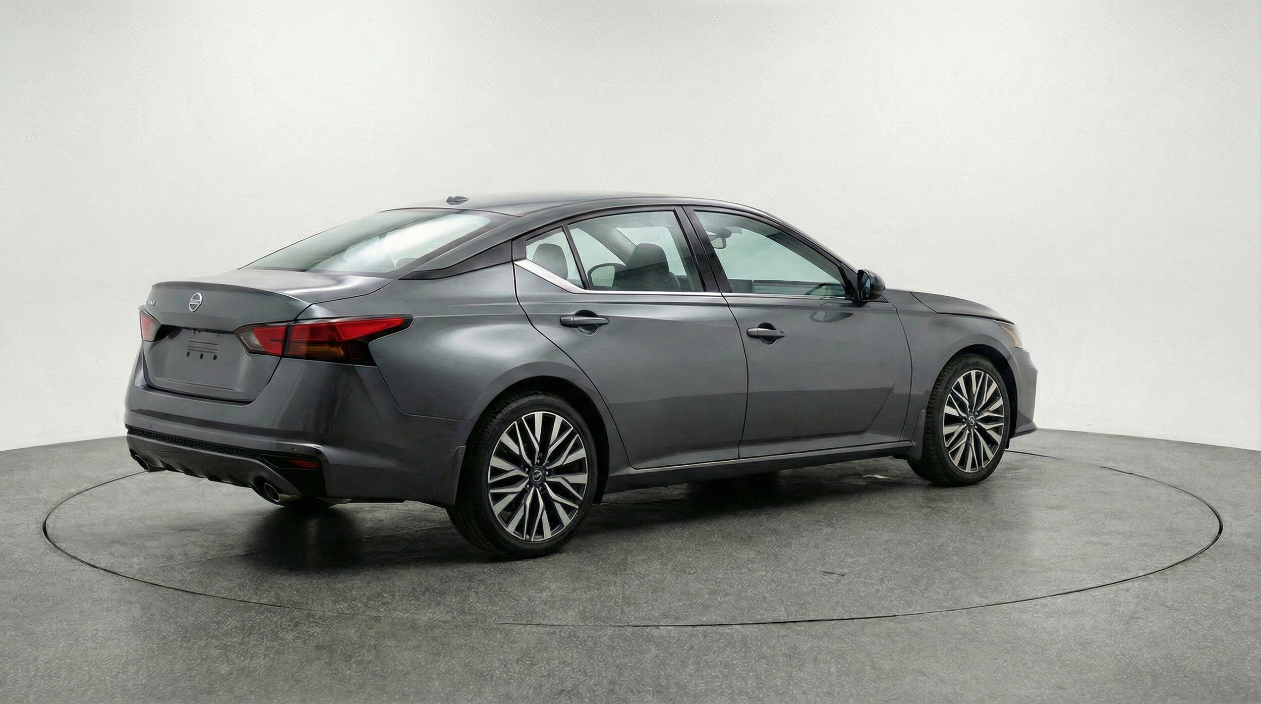 Thumbnail: 2025 Nissan Altima - 9